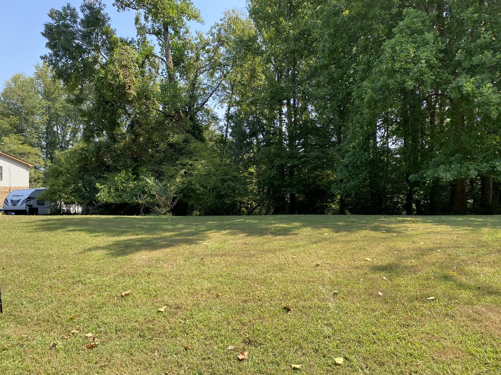 703 Kelly Dr Property Photo 3