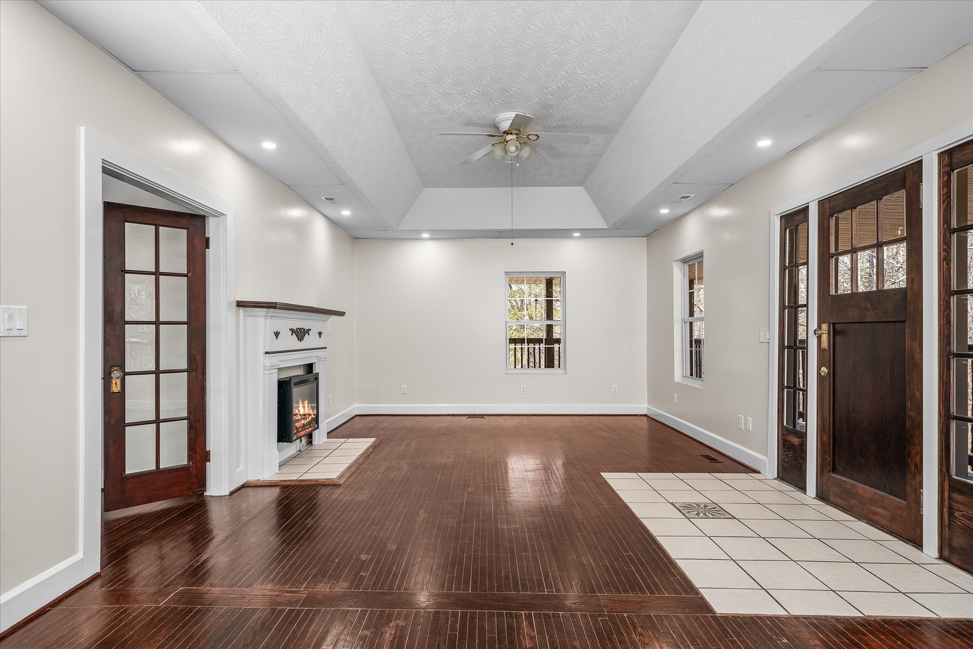 185 Tubular Dr Property Photo 9