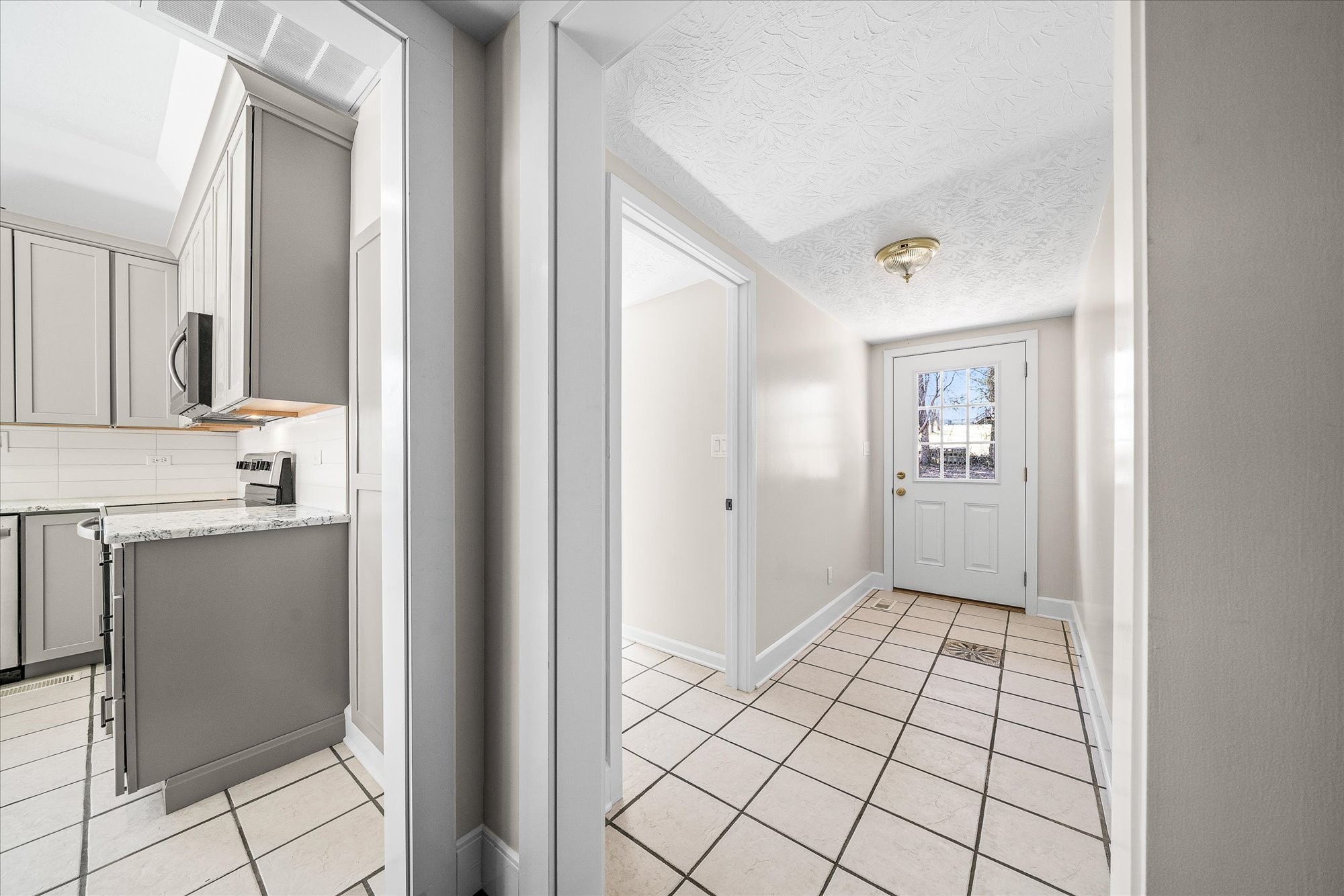 185 Tubular Dr Property Photo 24