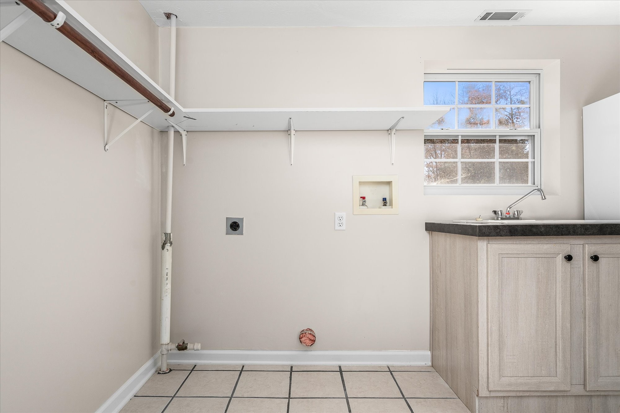 185 Tubular Dr Property Photo 25