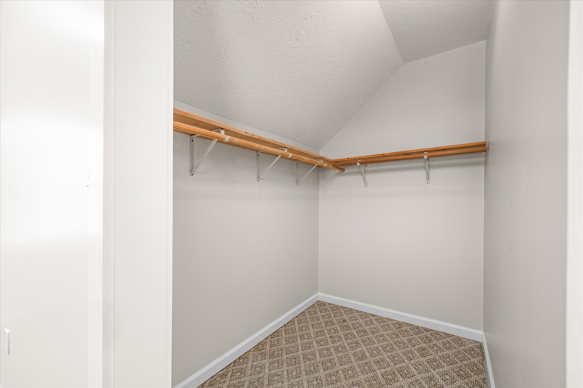 185 Tubular Dr Property Photo 36