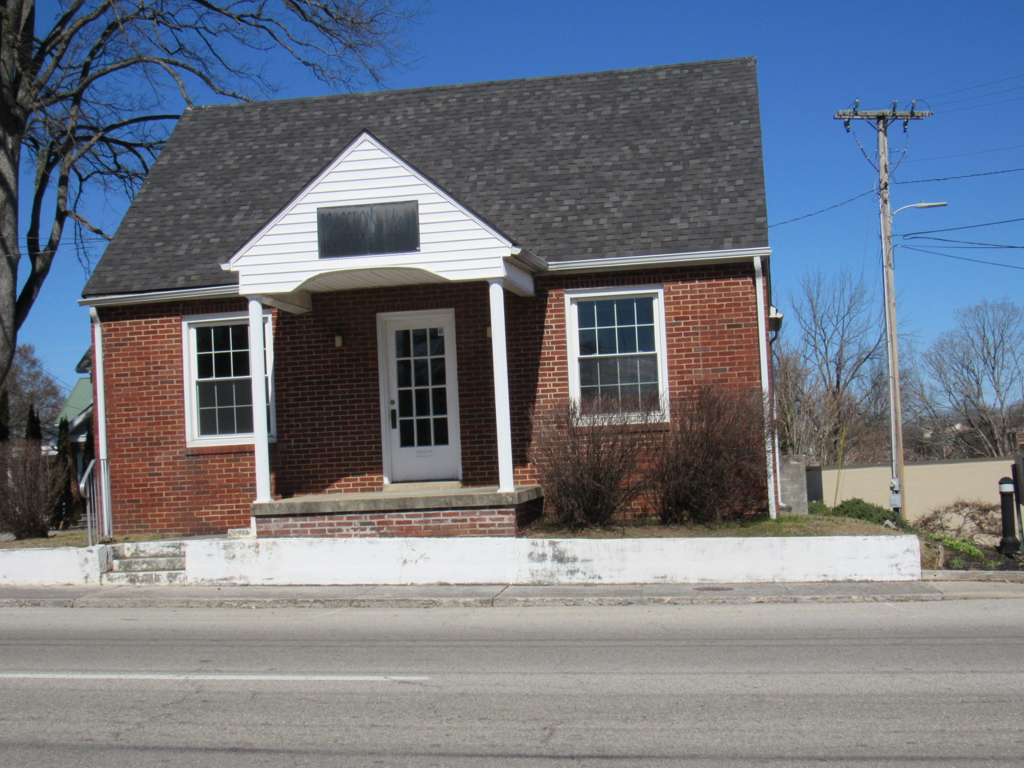 202 W Morford St Property Photo 4