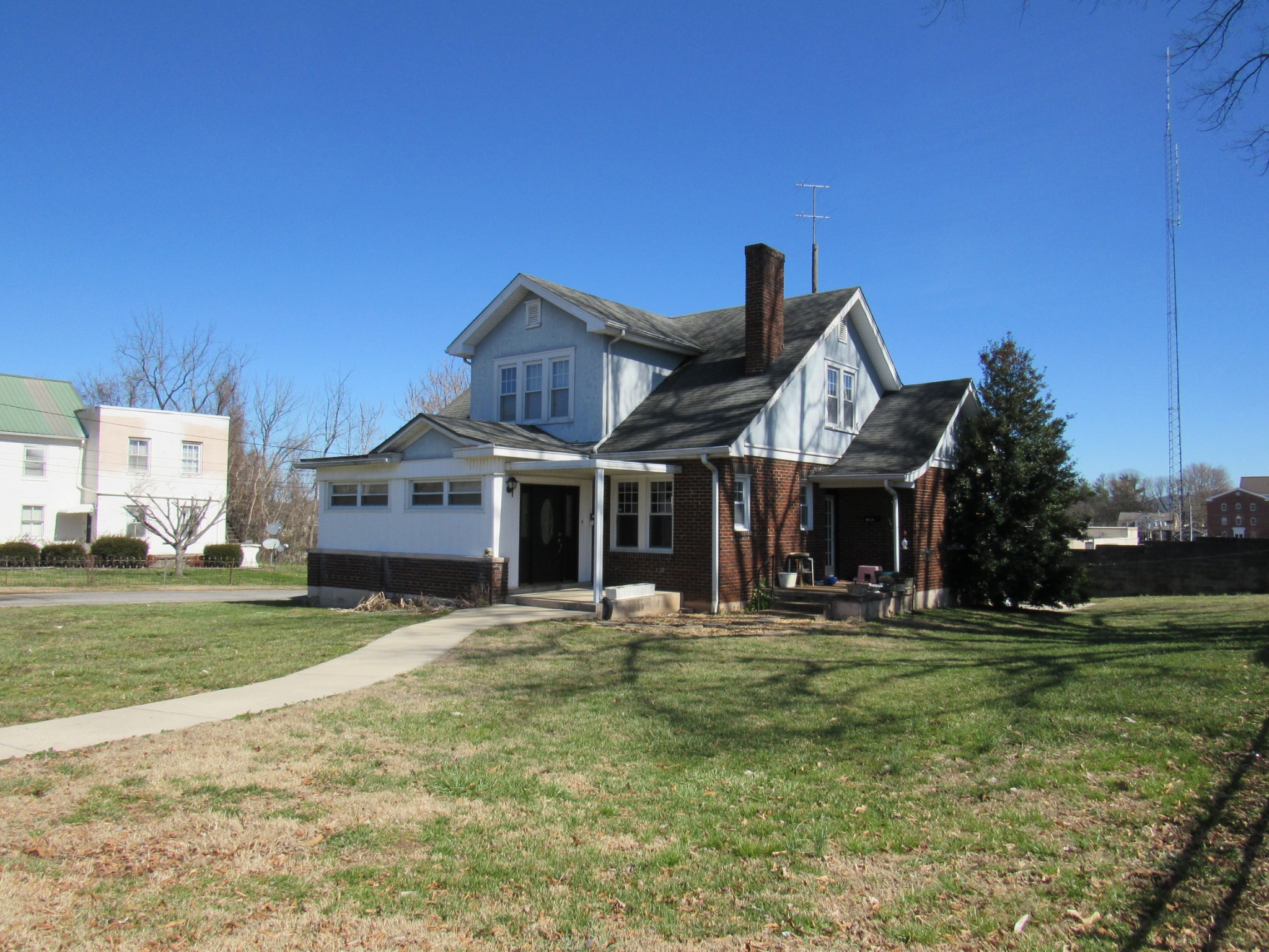 202 W Morford St Property Photo 11