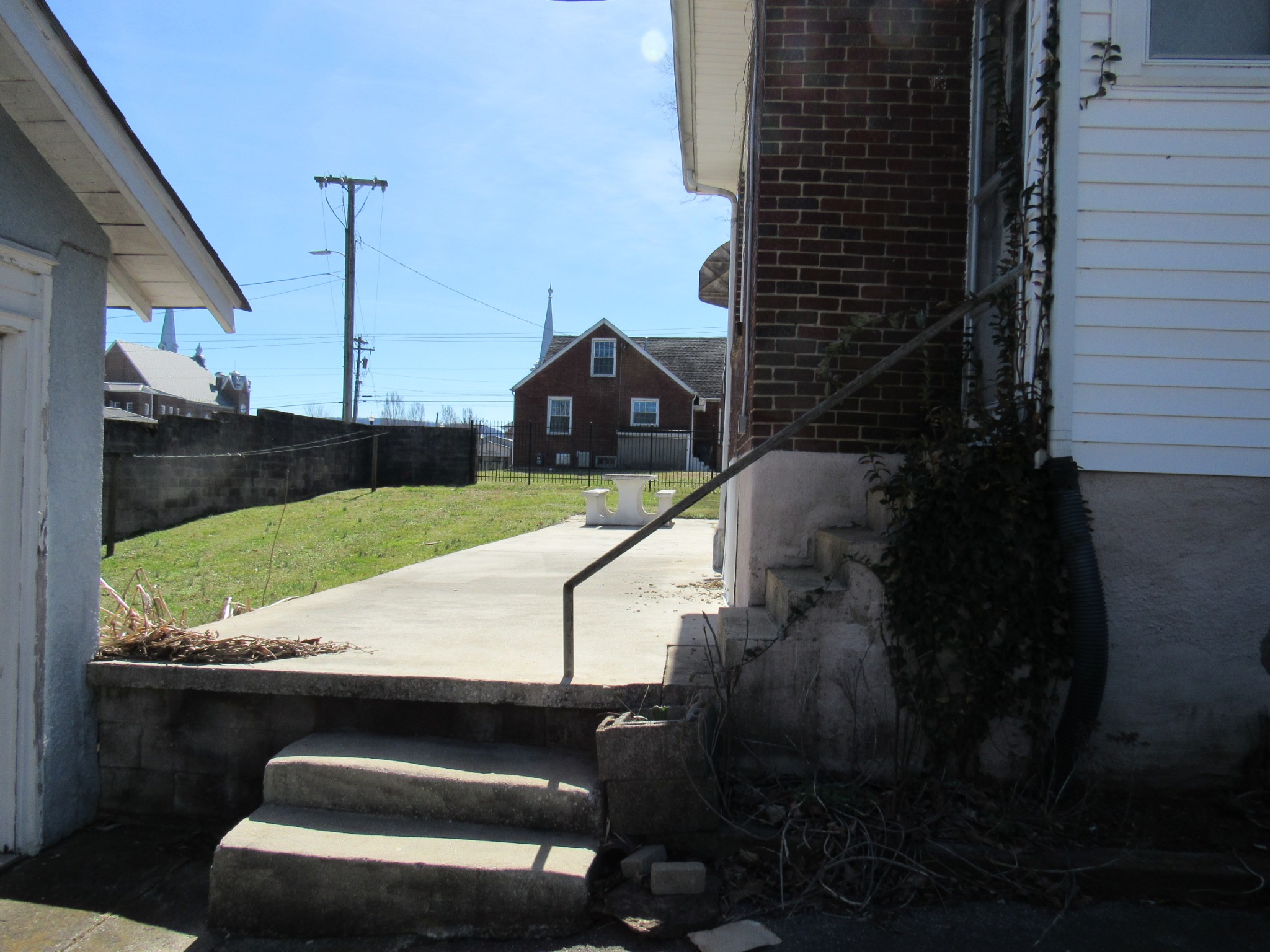 202 W Morford St Property Photo 15