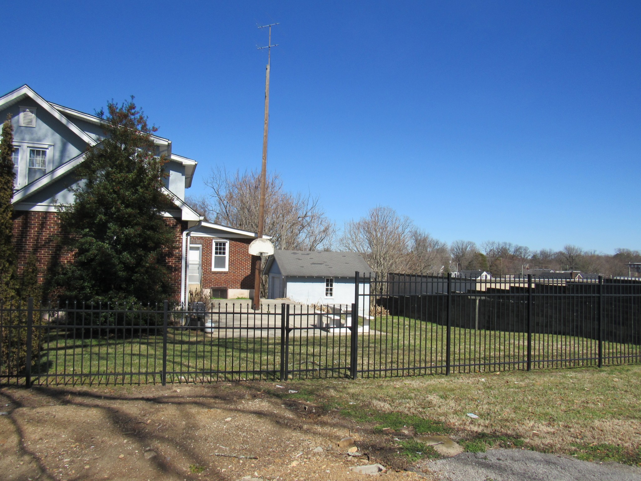 202 W Morford St Property Photo 16