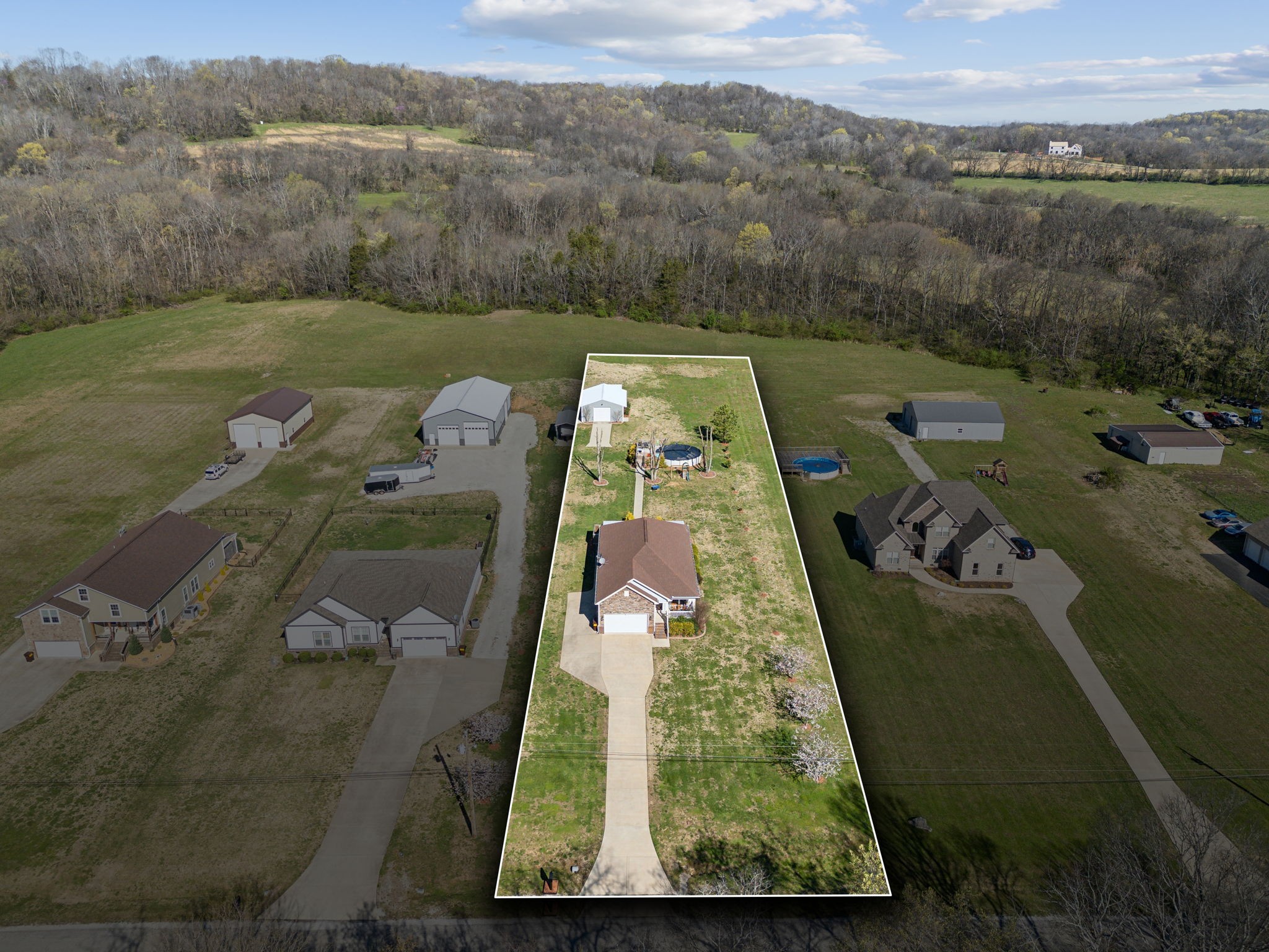 1924 Phinny Murphy Rd Property Photo