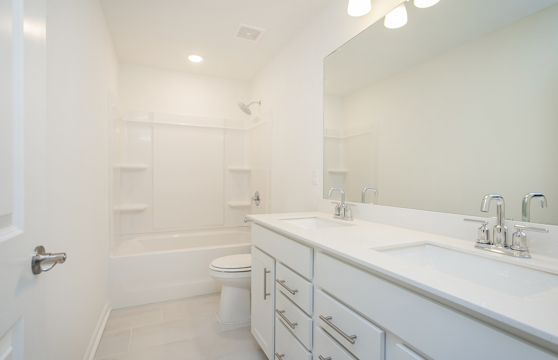 257 Brook Ave Property Photo 22