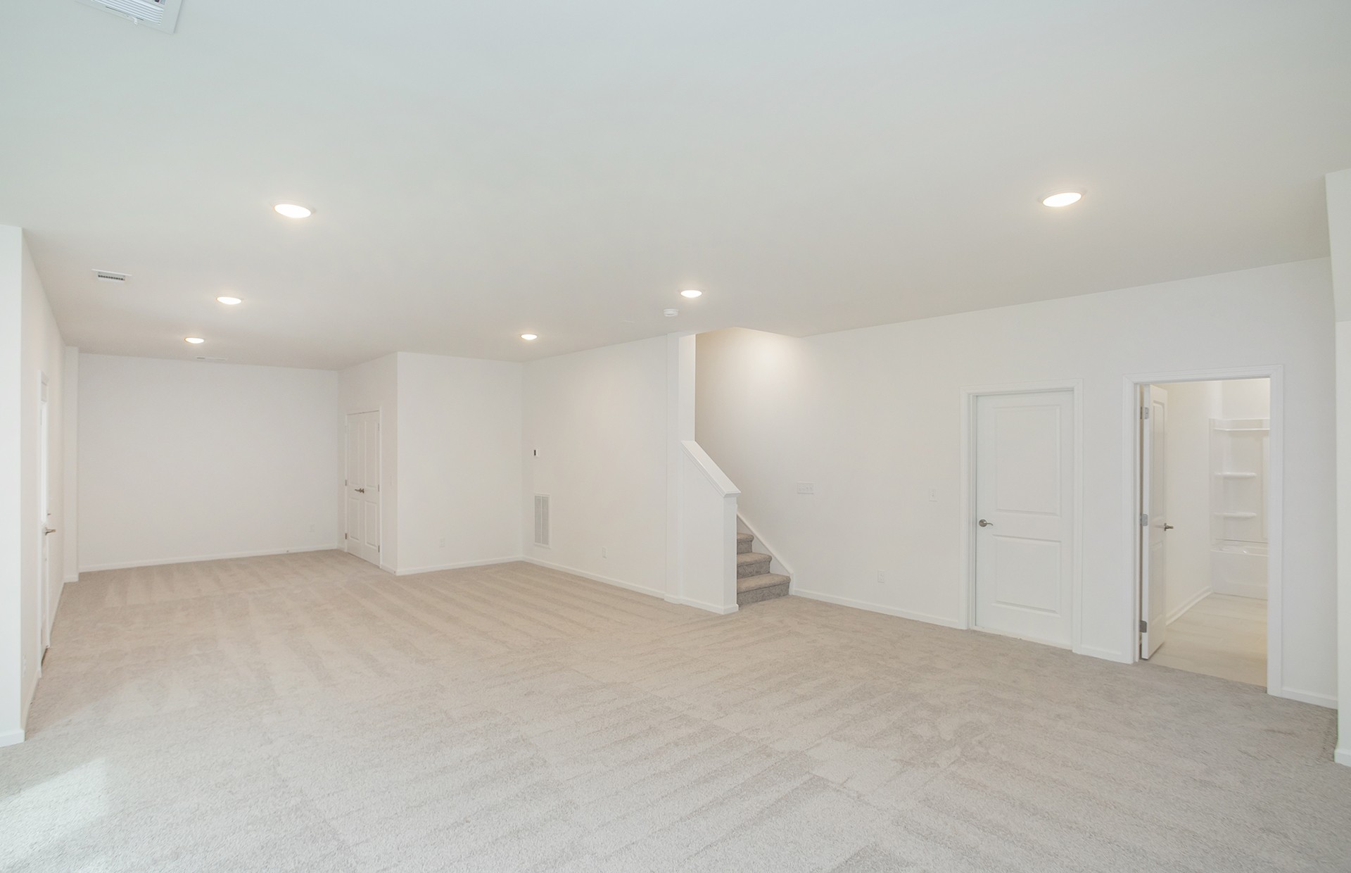 257 Brook Ave Property Photo 24