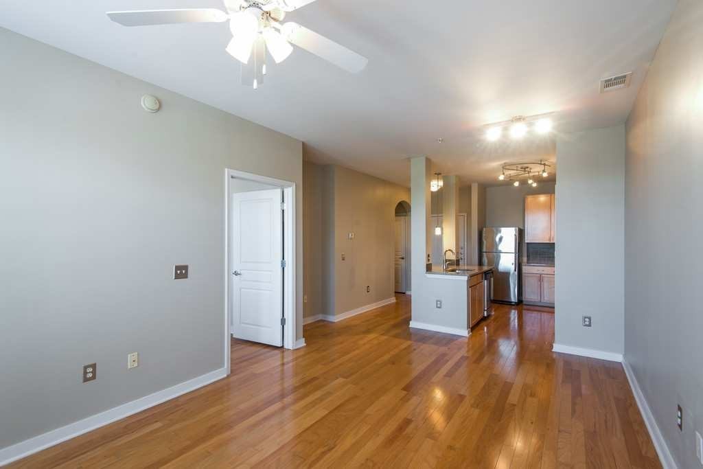3000 Vanderbilt Pl Property Photo 16