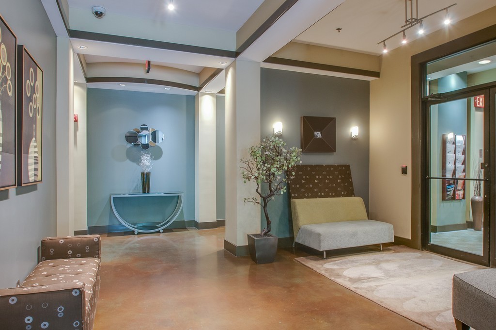 3000 Vanderbilt Pl Property Photo 29
