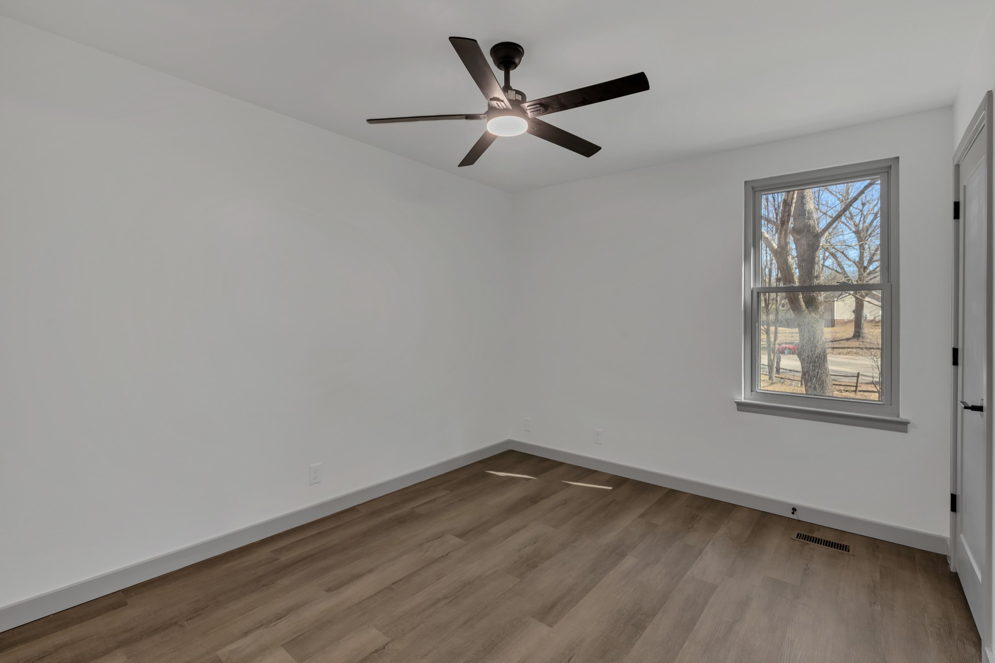 7107 Dogwood Ct Property Photo 23