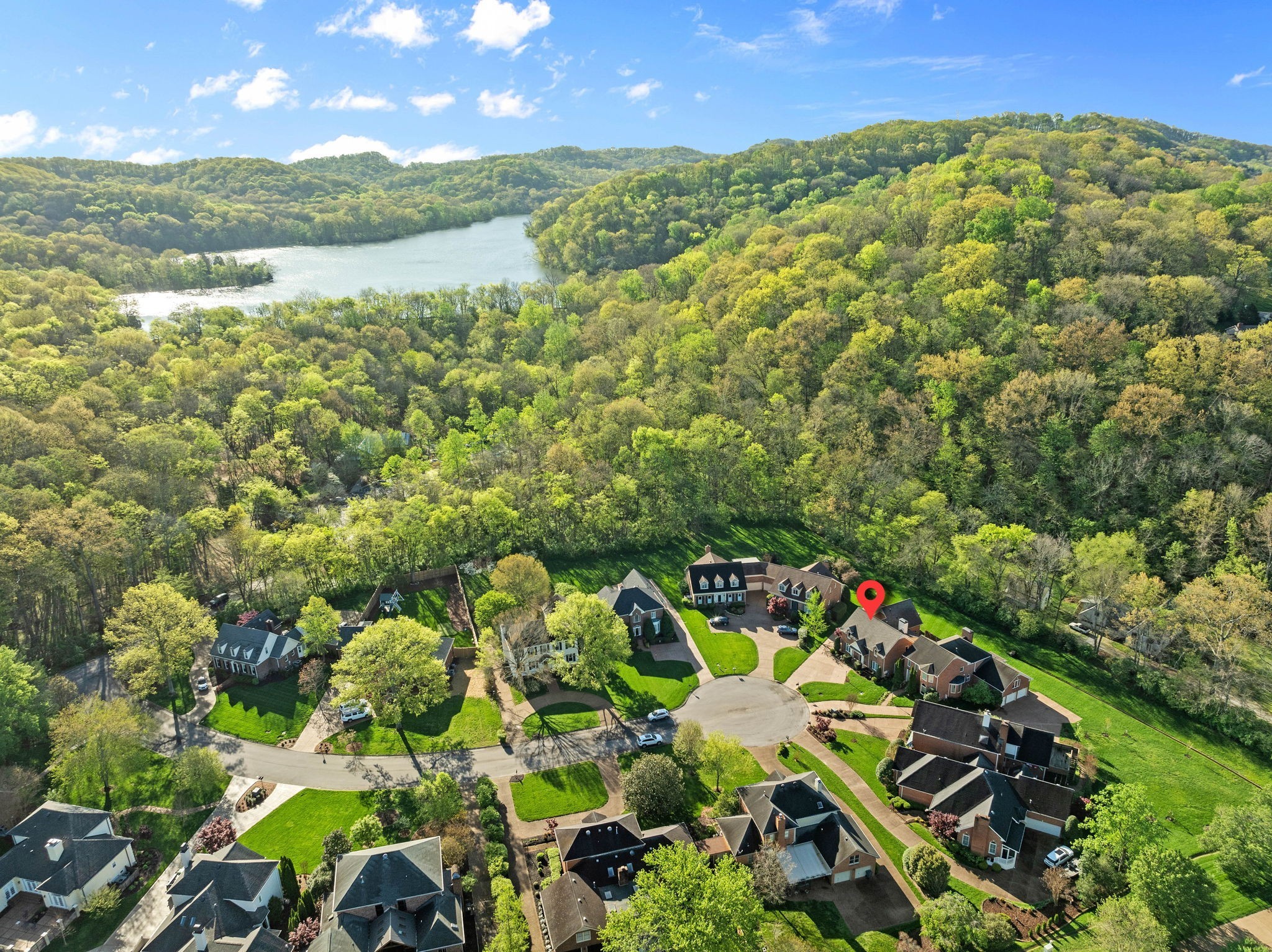 5212 Shenandoah Court Property Photo