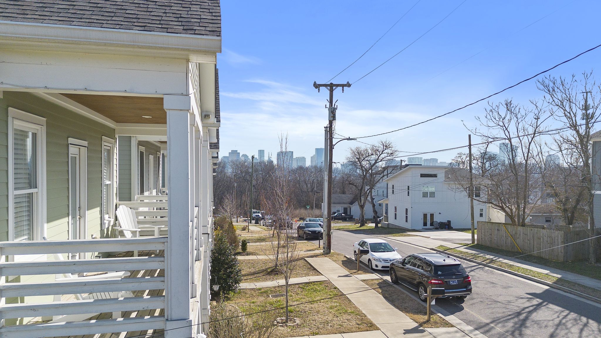 2306 Batavia St Property Photo 4
