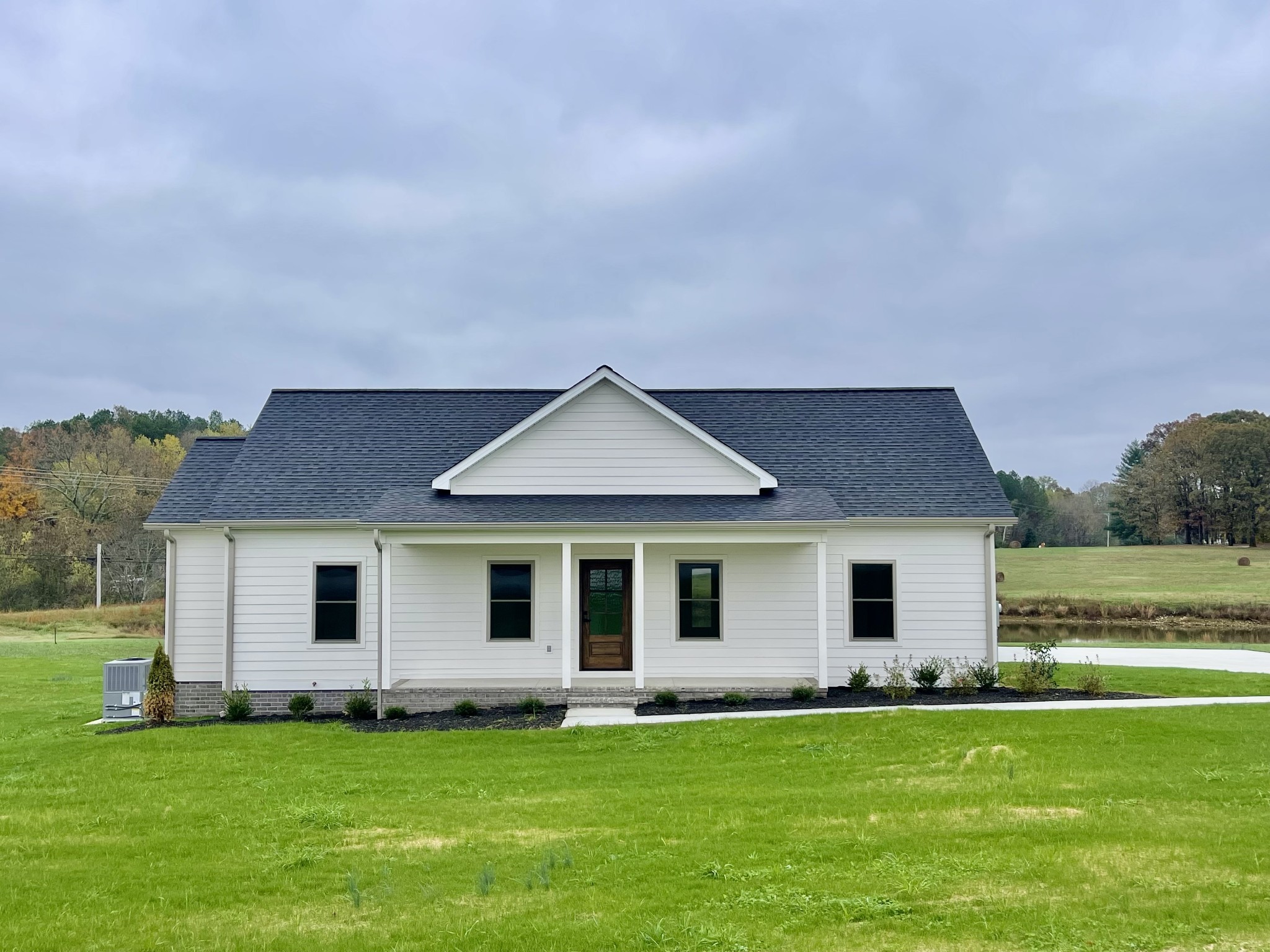 Baker Place Real Estate Listings Main Image
