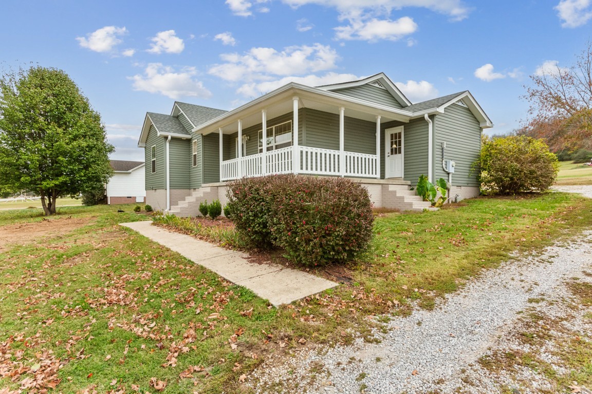 6775 Hartsville Rd Property Photo