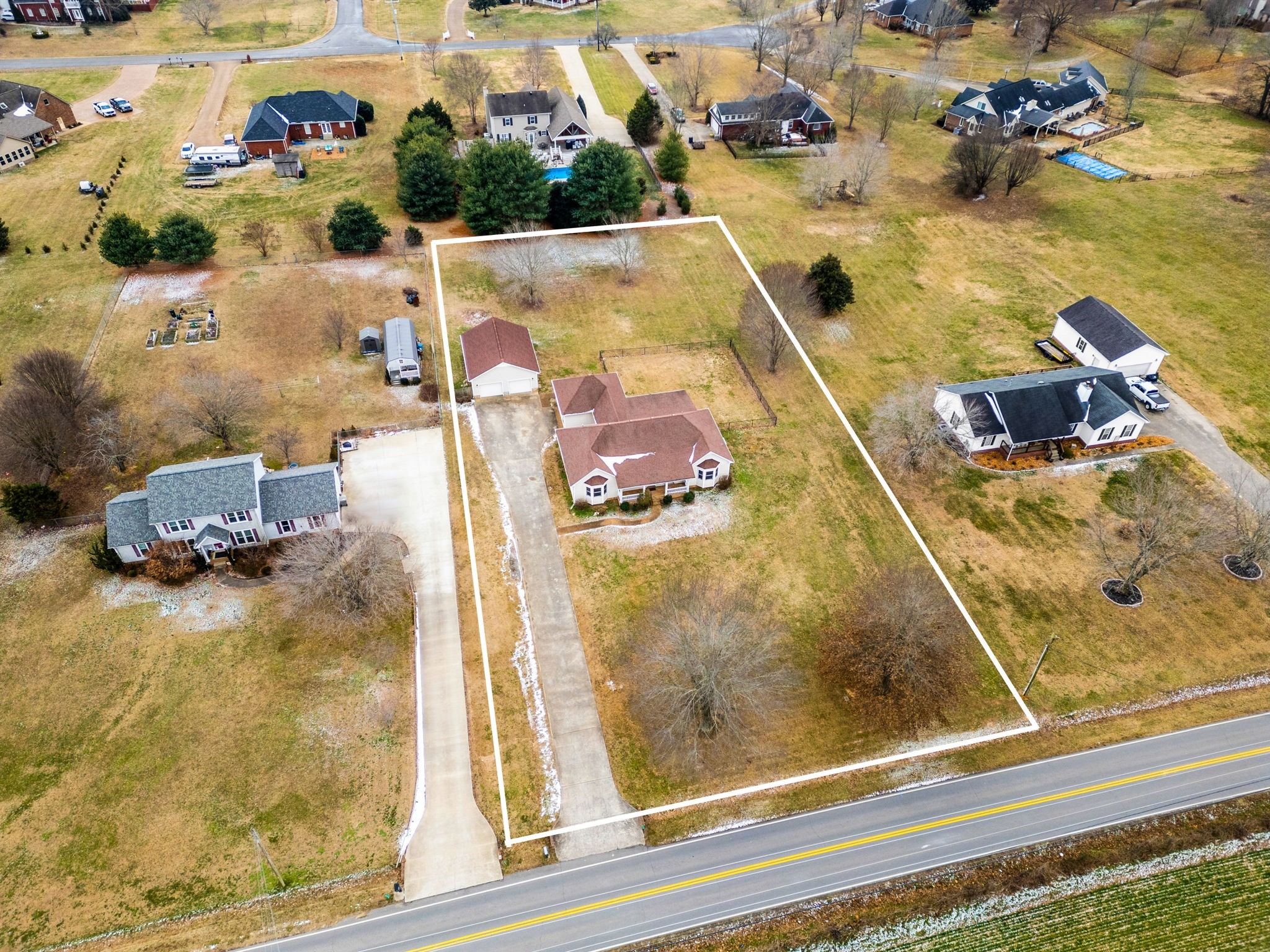 2490 Pleasant View Rd Property Photo 2