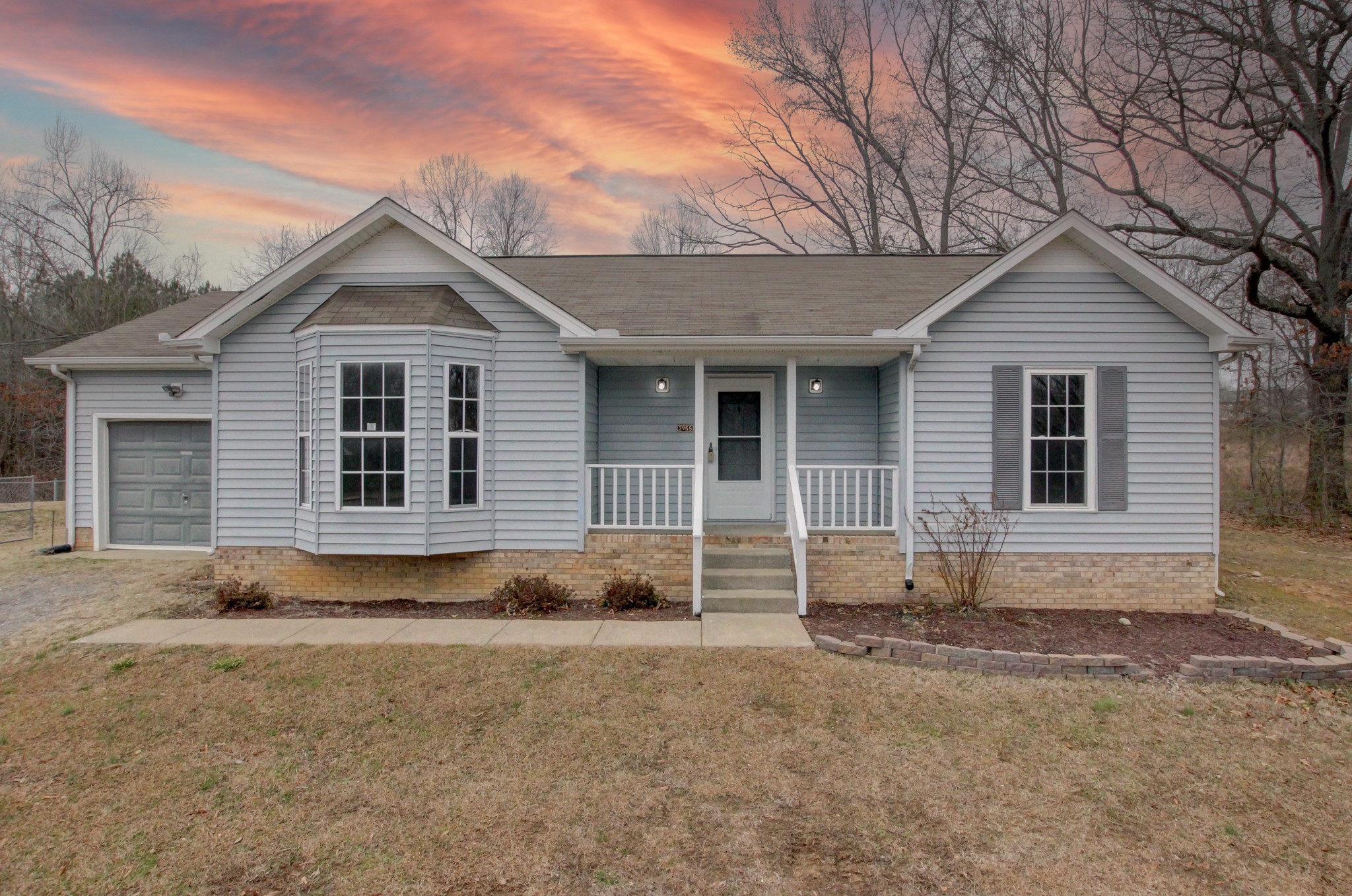 2955 Charlie Sleigh Rd Property Photo