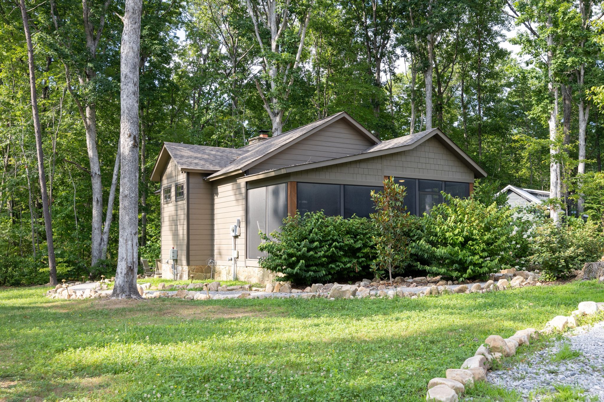 292 Waters Edge Way Property Photo 1