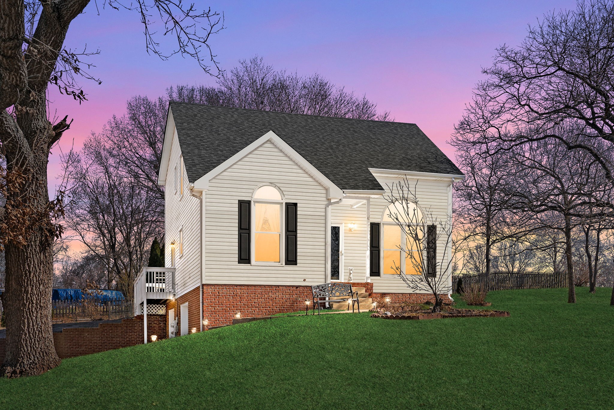 1735 Creekview Ct Property Photo