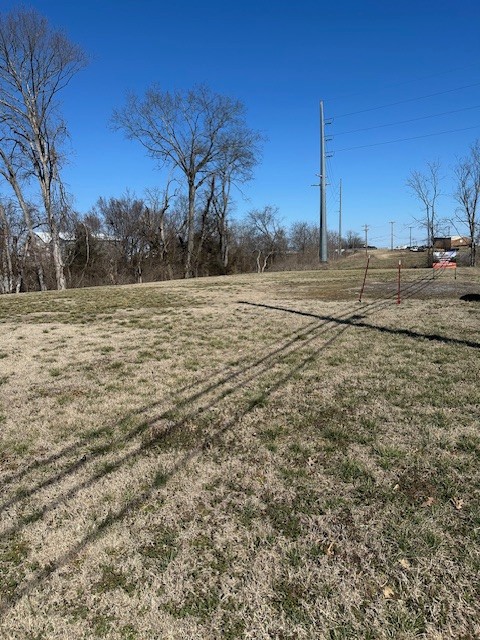 220 Rockland Rd Property Photo 1