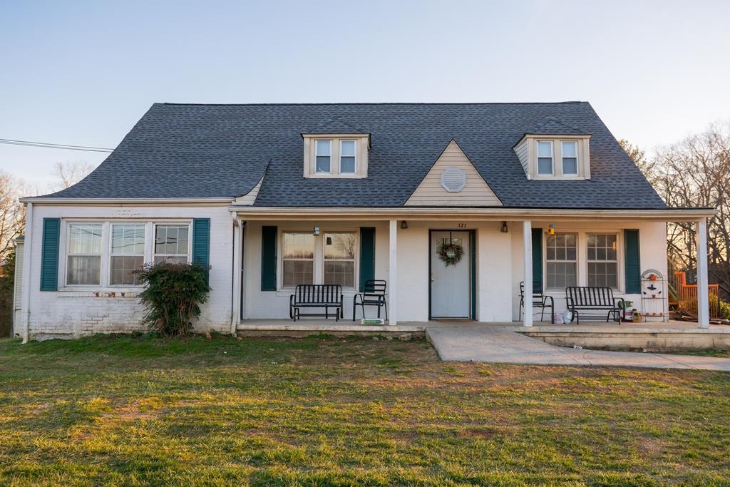 121 Bybee Branch Rd Property Photo 1