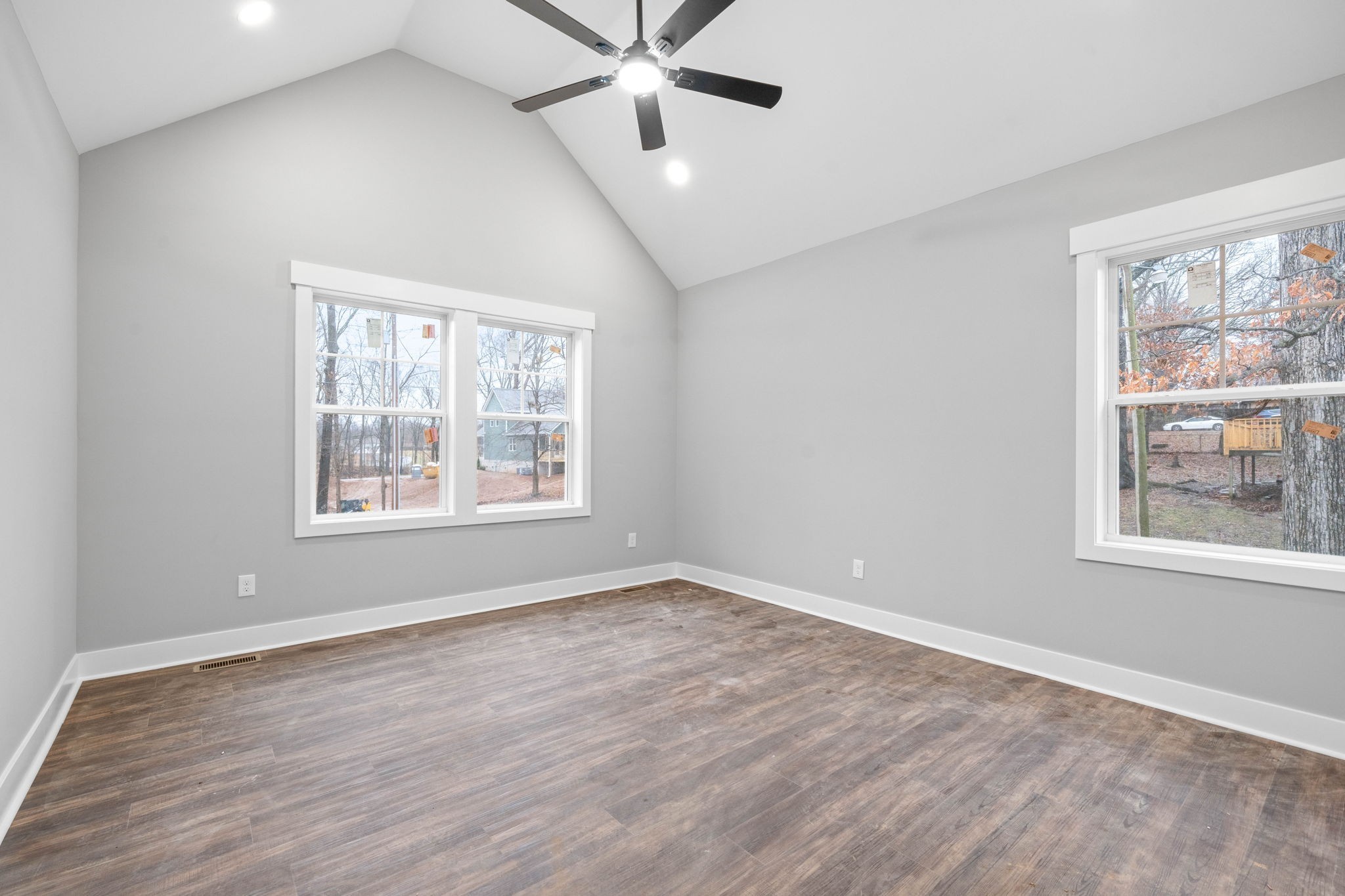 2838 Thrush Dr Property Photo 16