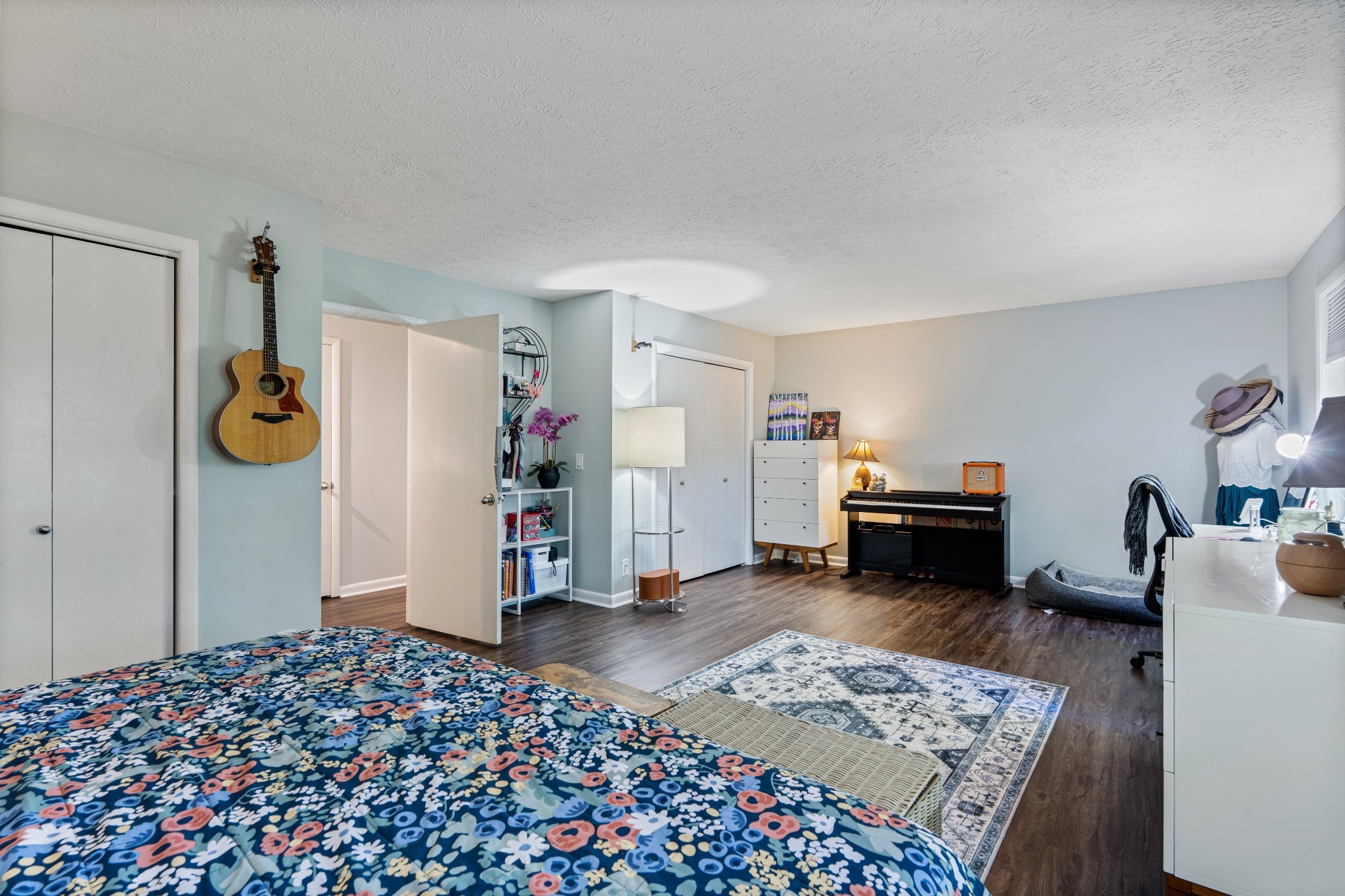 527 Stacy Square Ter Property Photo 20