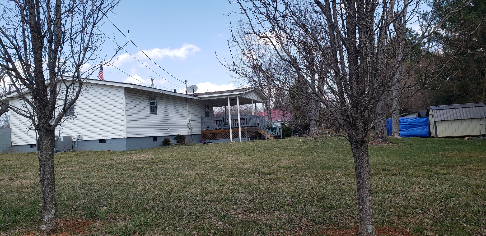 100 Mt View Dr Property Photo 3