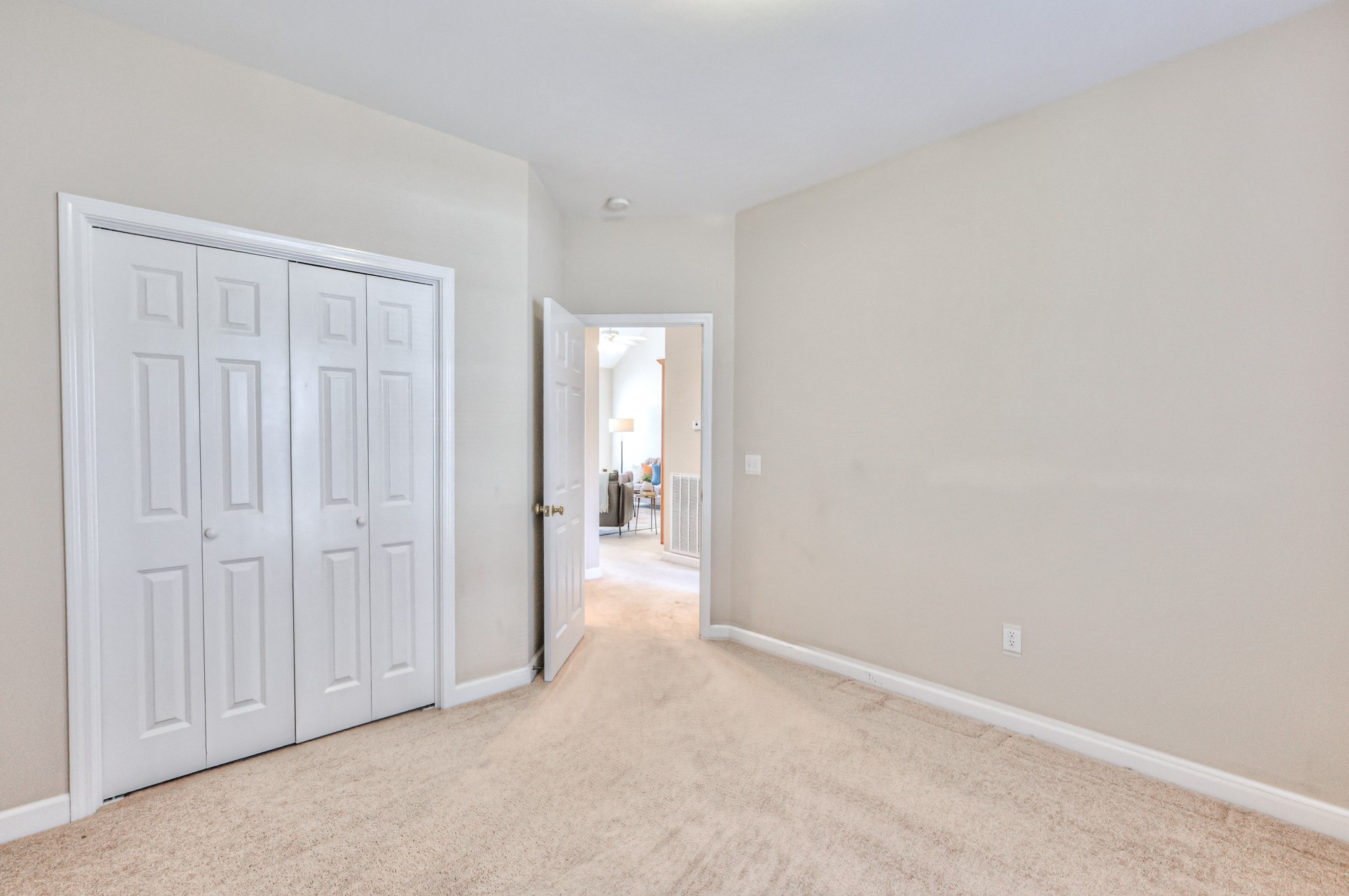 2237 Golden Oak Pl Property Photo 35