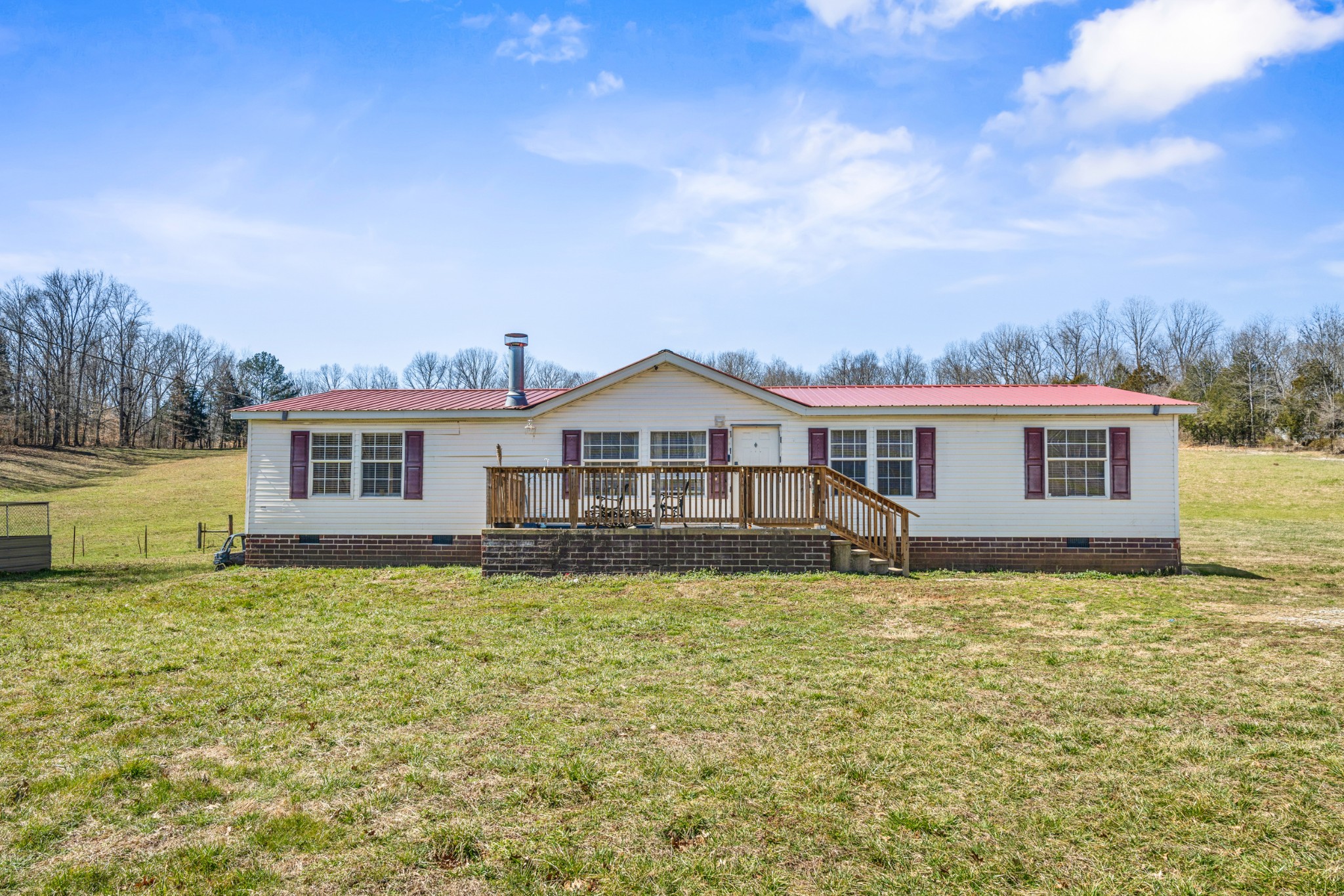 1945 E Haleys Creek Rd Property Photo
