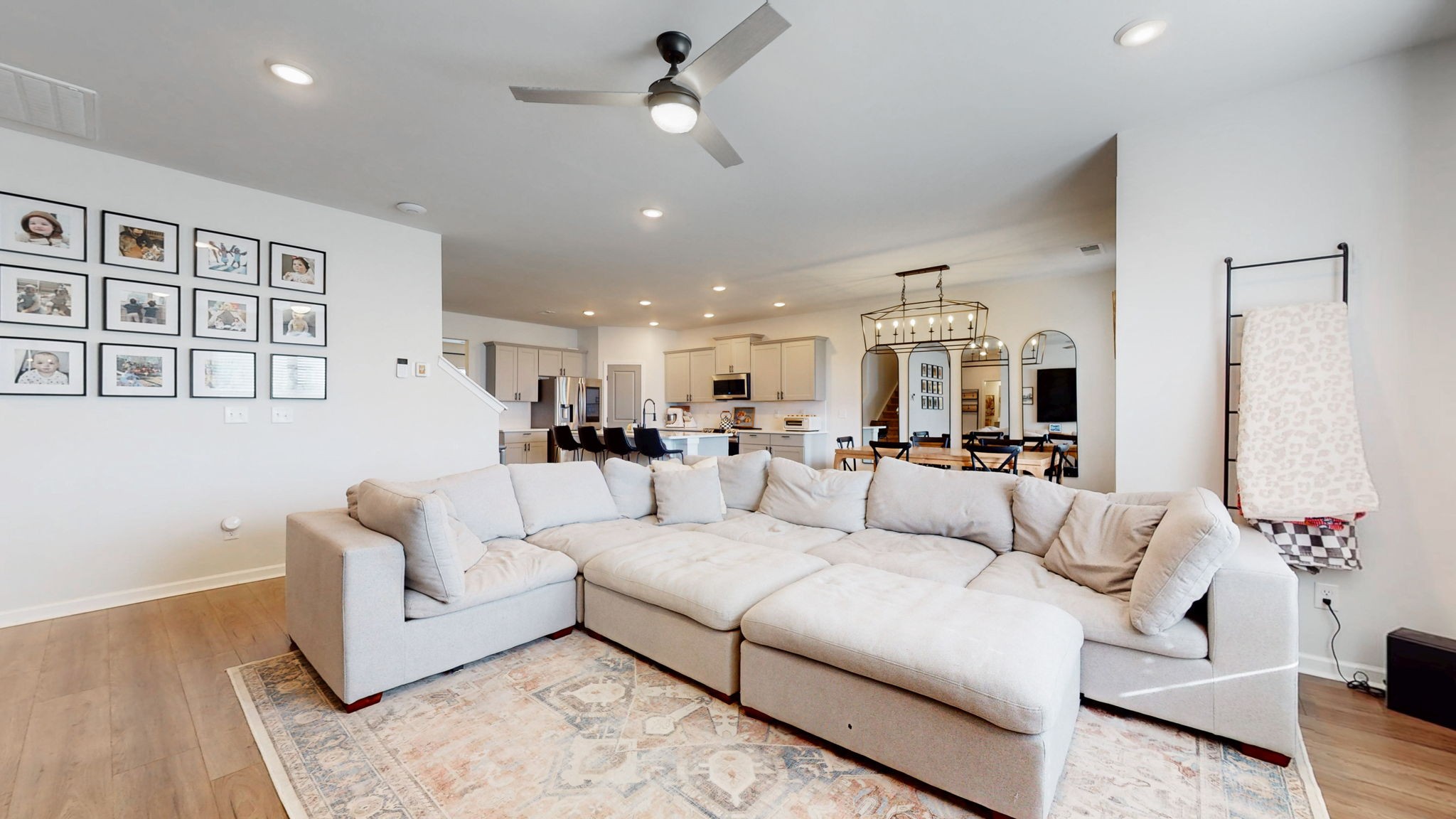 3166 Chaplins Trce Property Photo 11