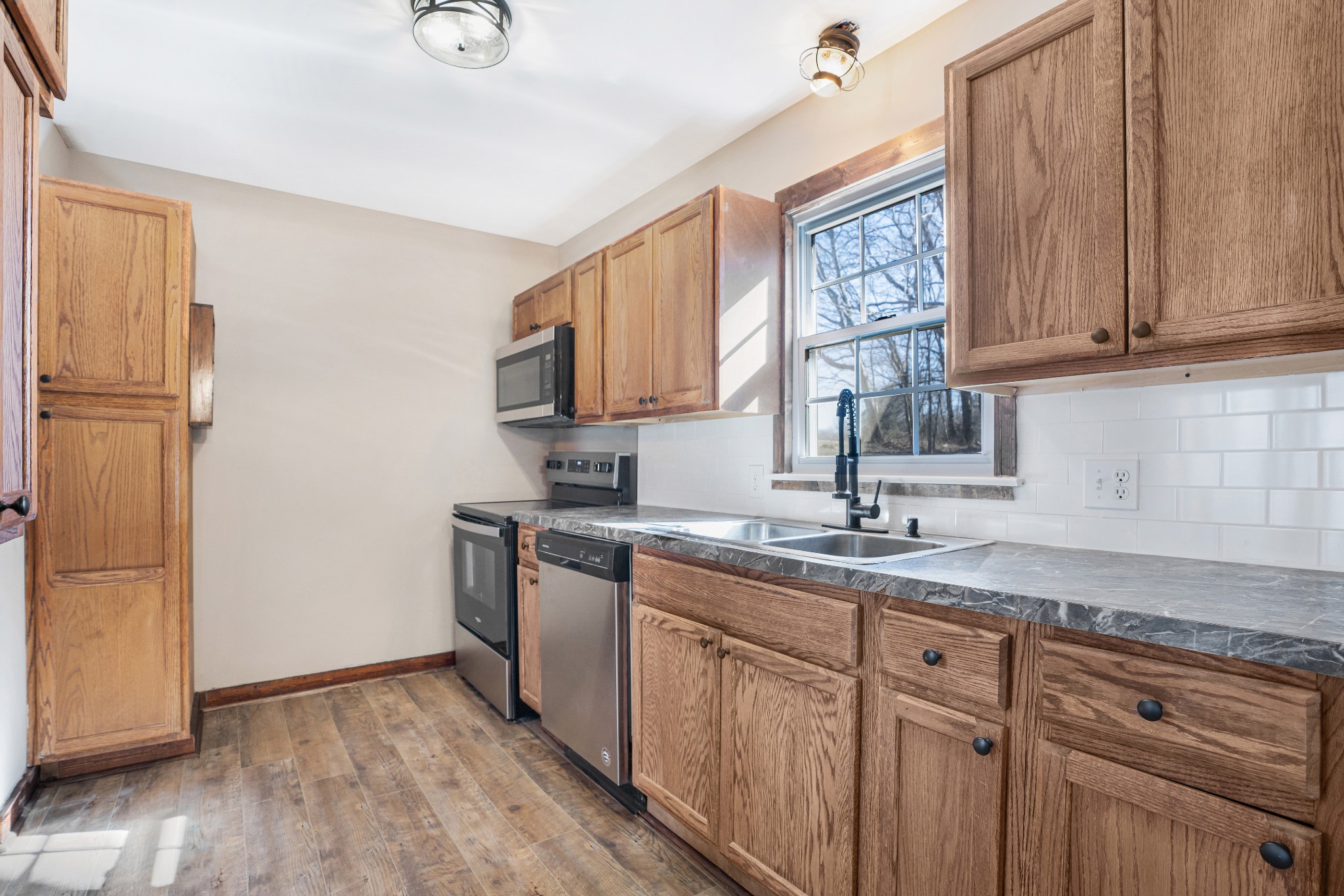 1212 Ussery Rd, S Property Photo 16
