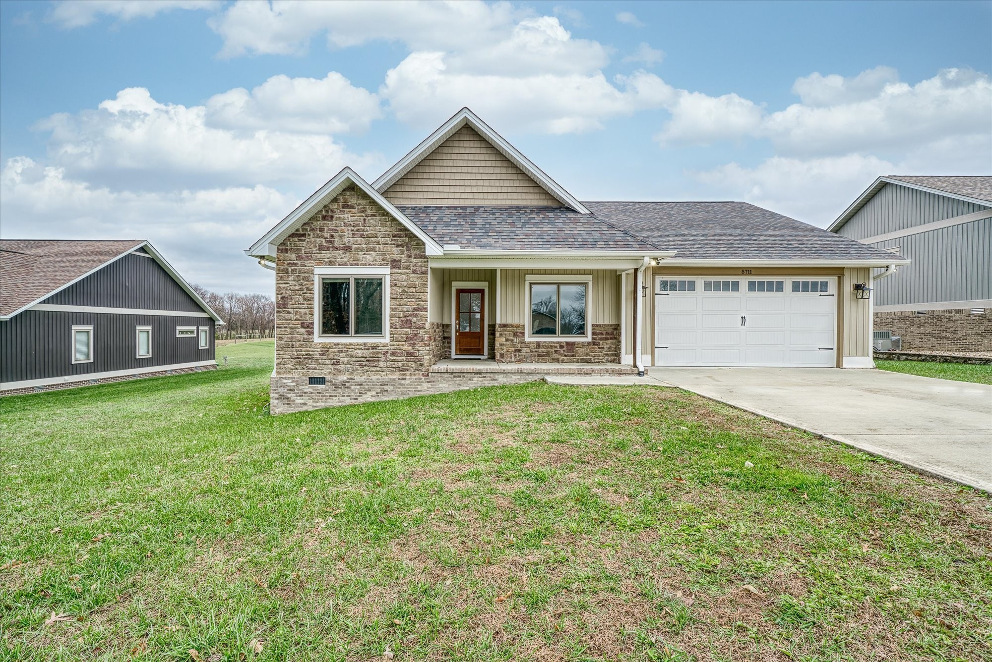 5711 Presley Ln Property Photo 22
