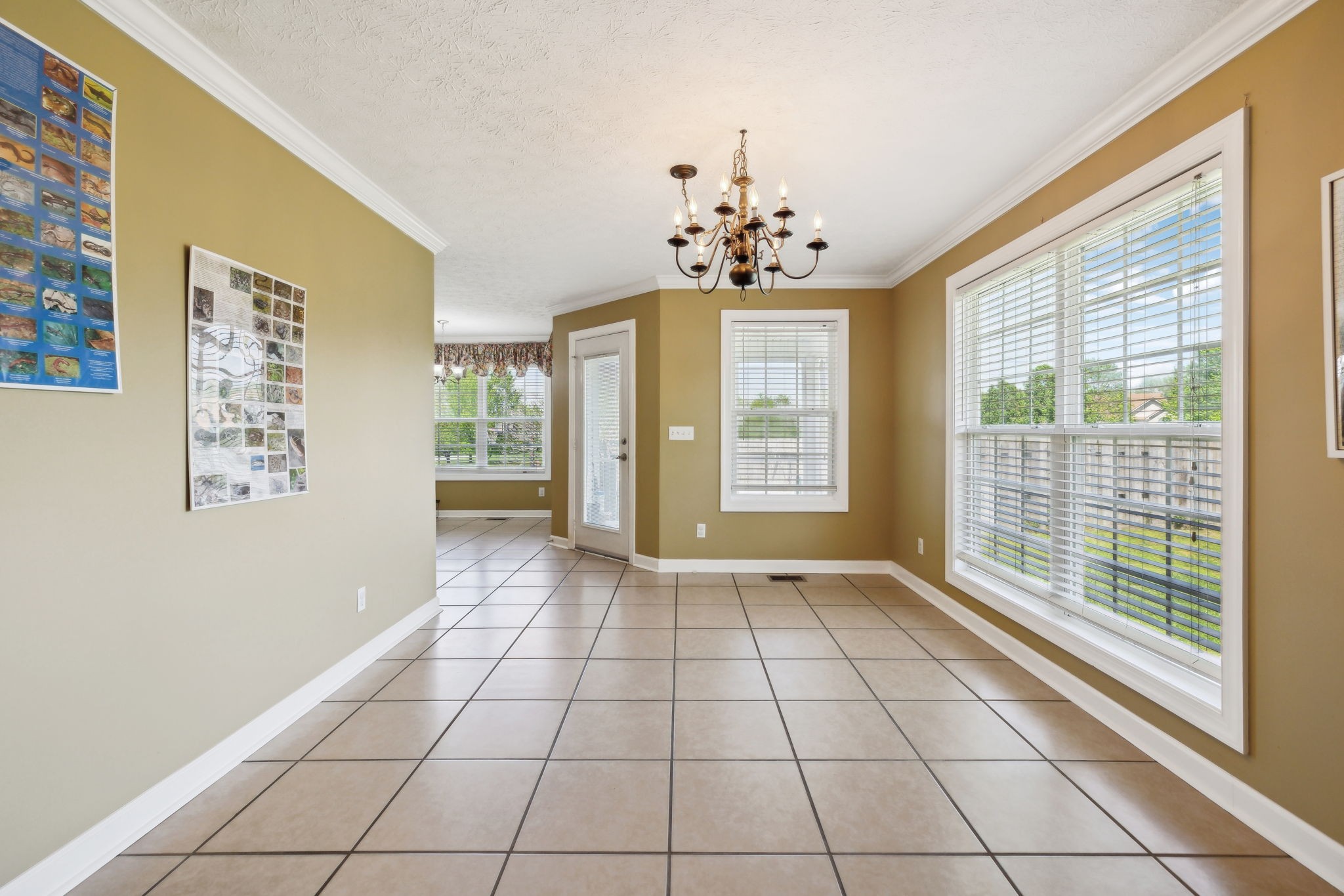 1000 Roland Ct Property Photo 9