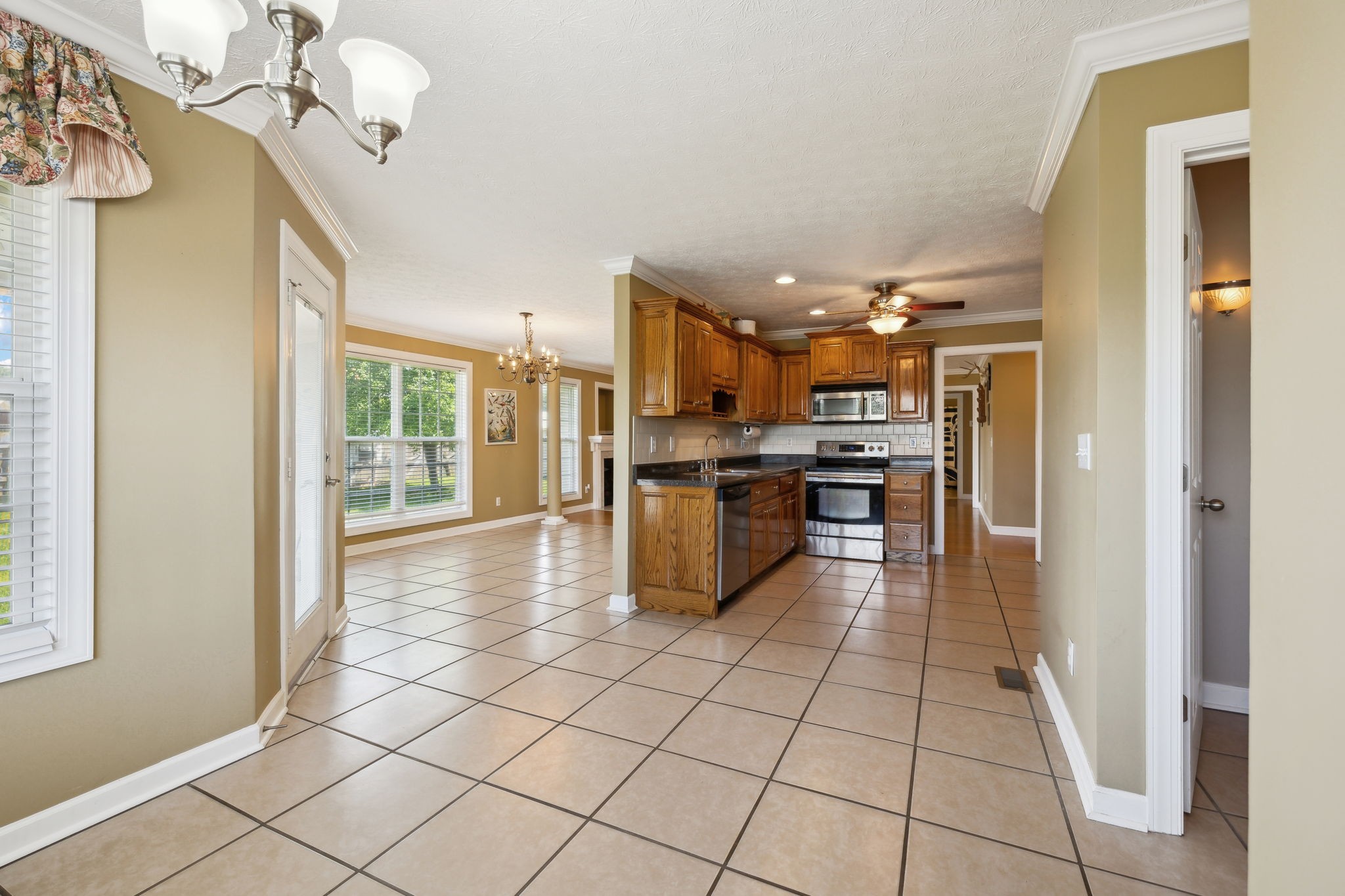 1000 Roland Ct Property Photo 19