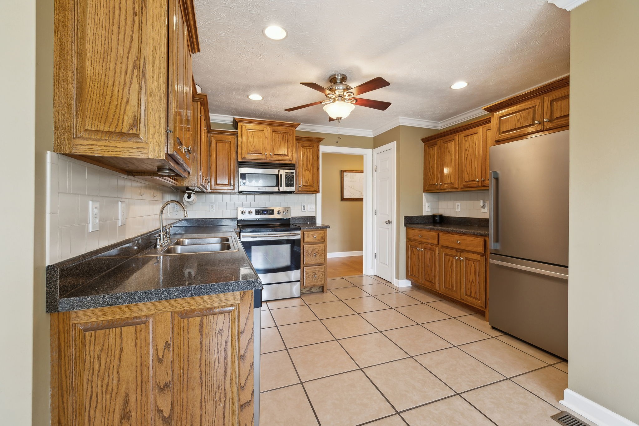 1000 Roland Ct Property Photo 22
