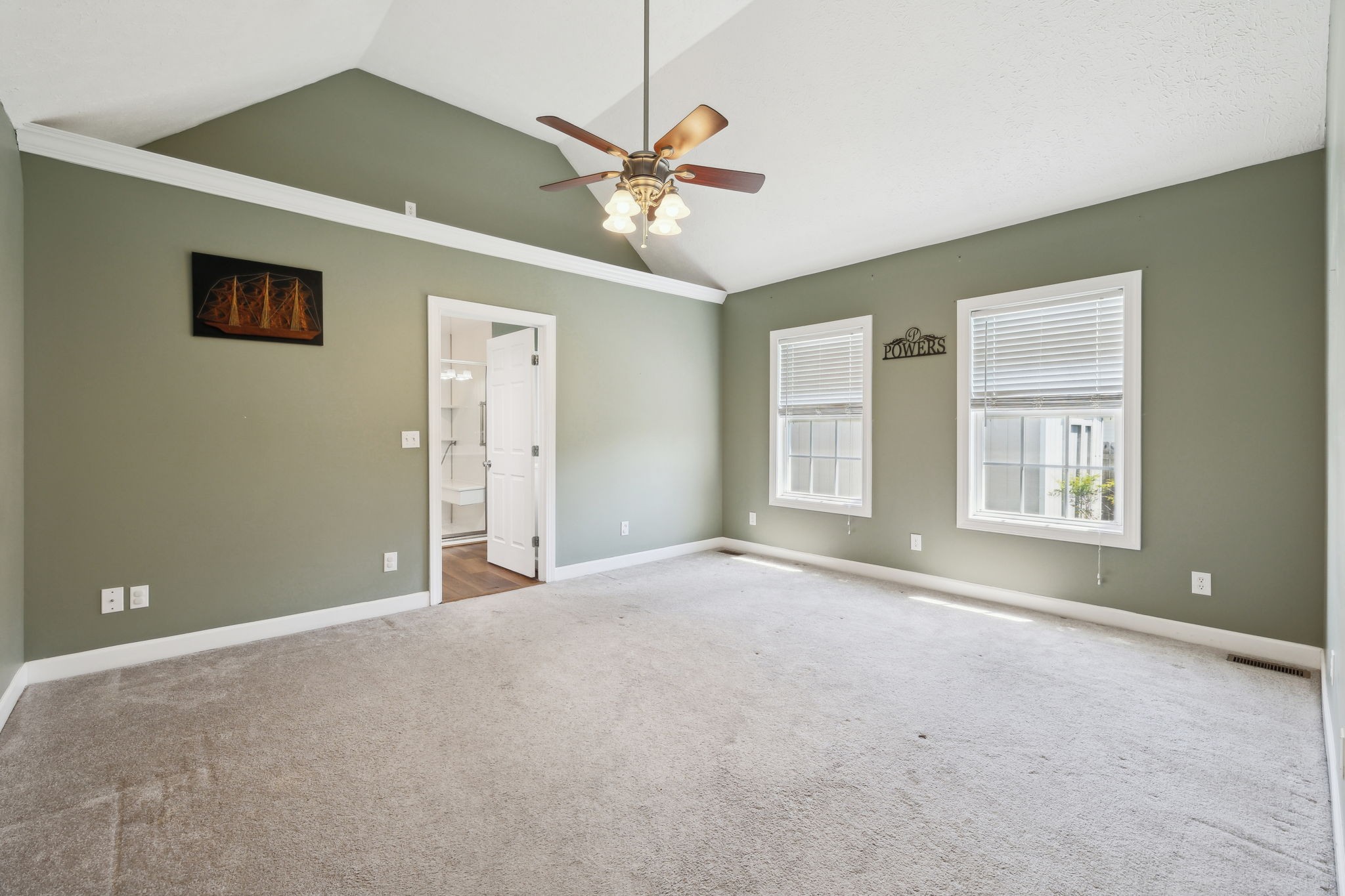 1000 Roland Ct Property Photo 28