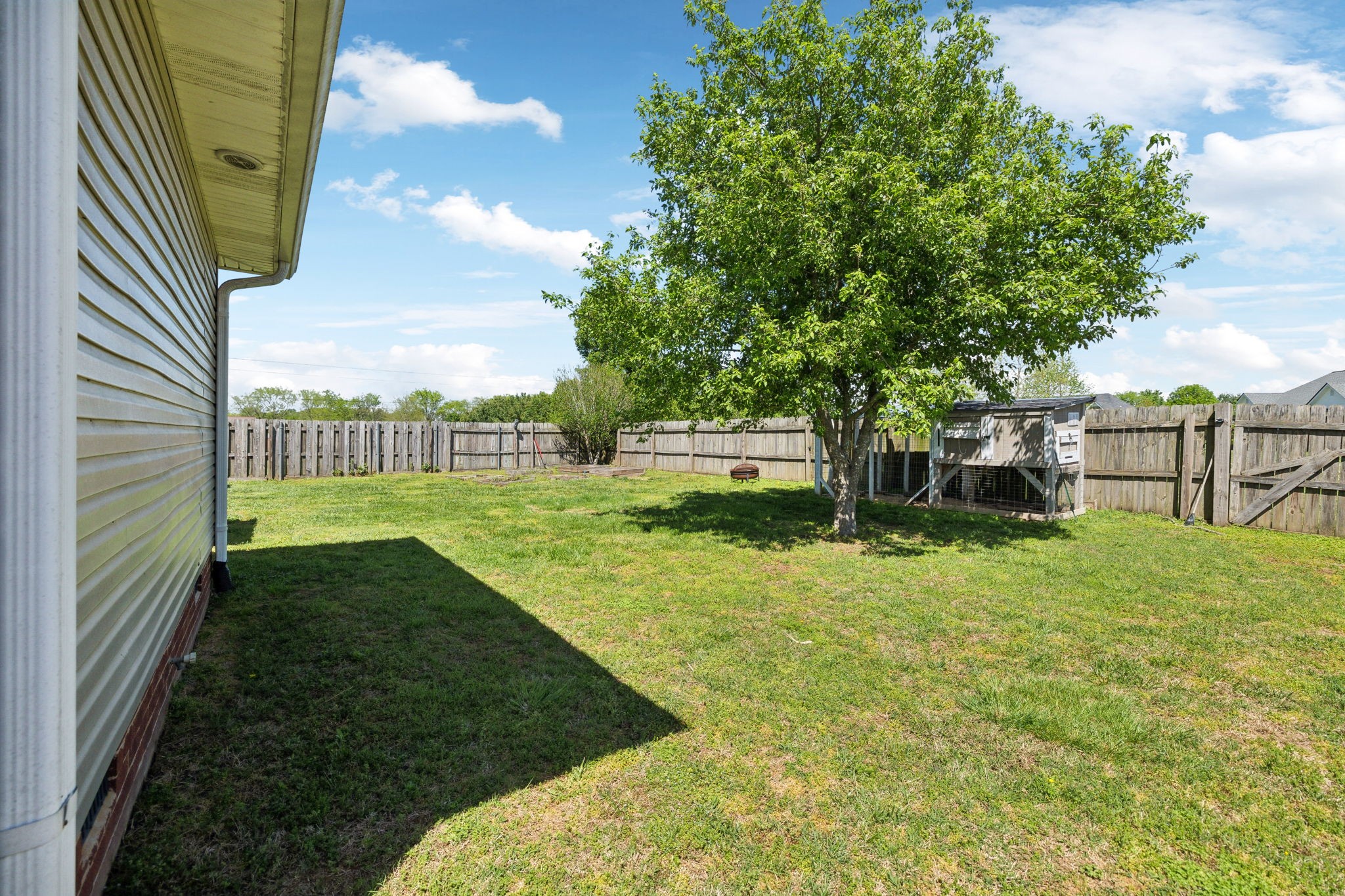 1000 Roland Ct Property Photo 49