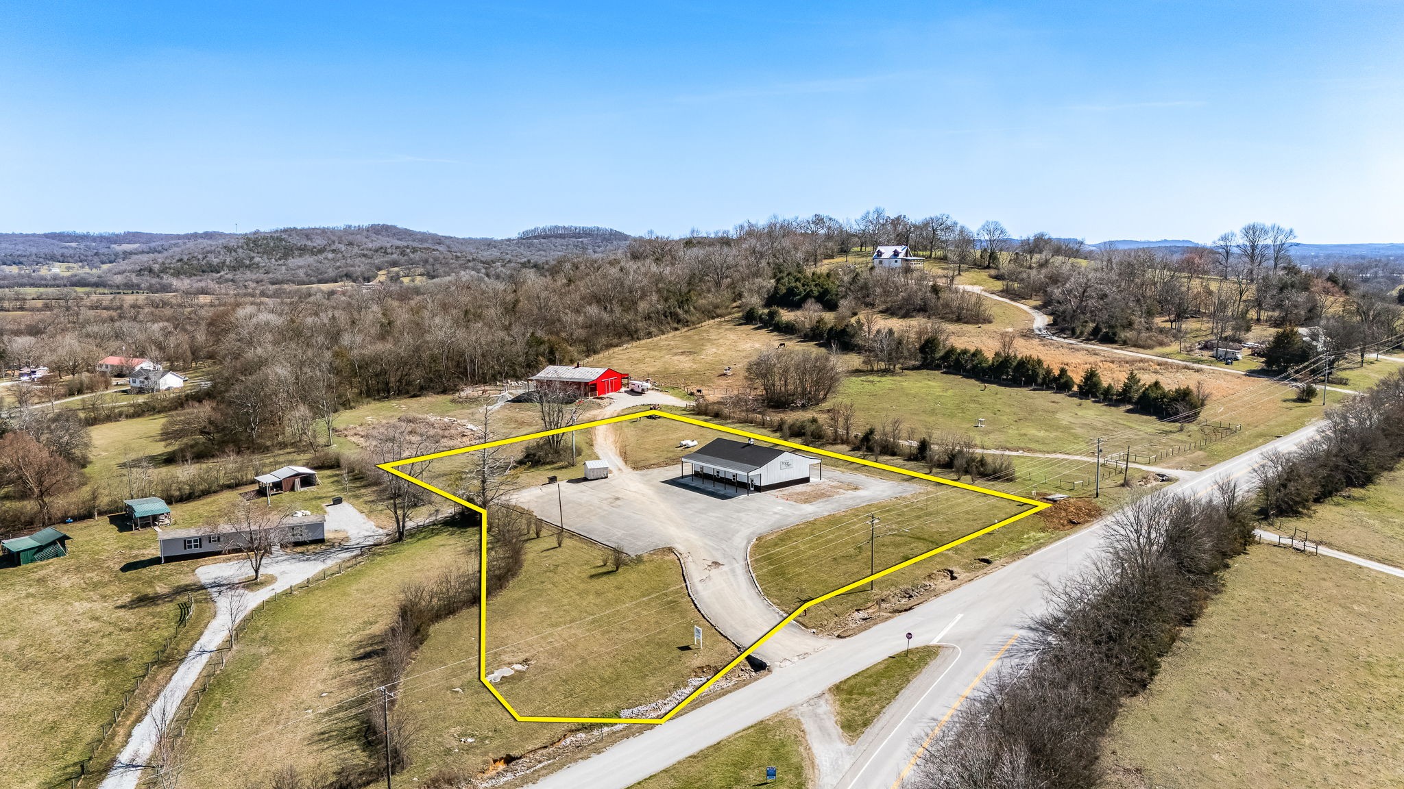 3269 Lewisburg Hwy Property Photo 5