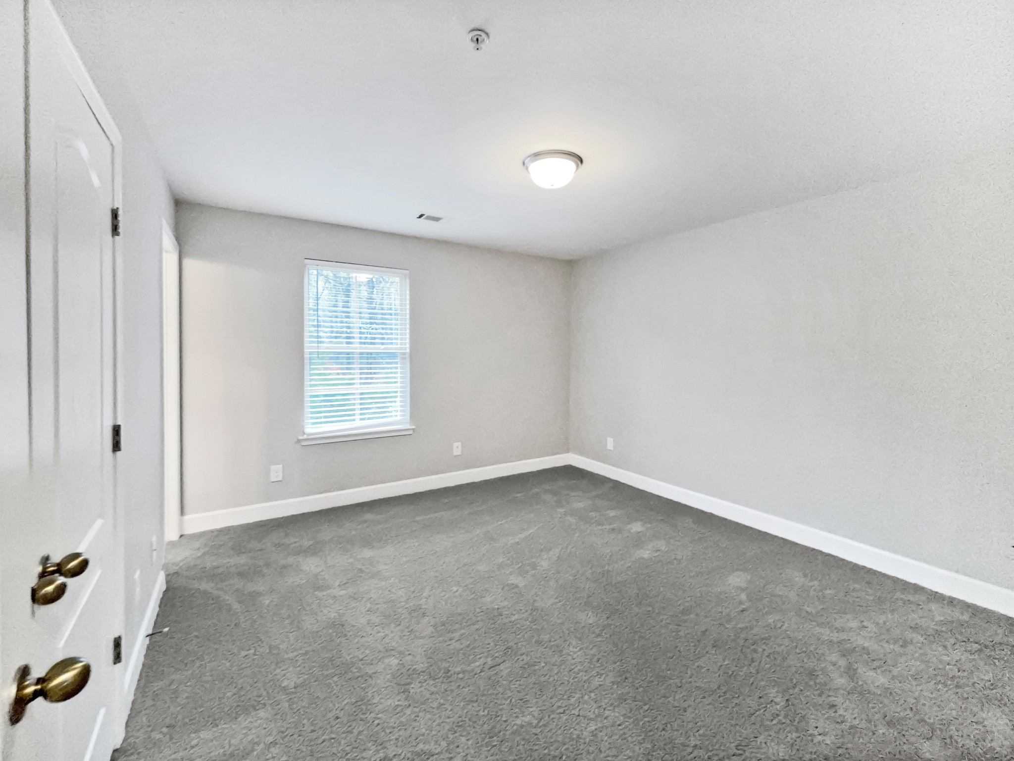 3024 Thornbury Pl Property Photo 5