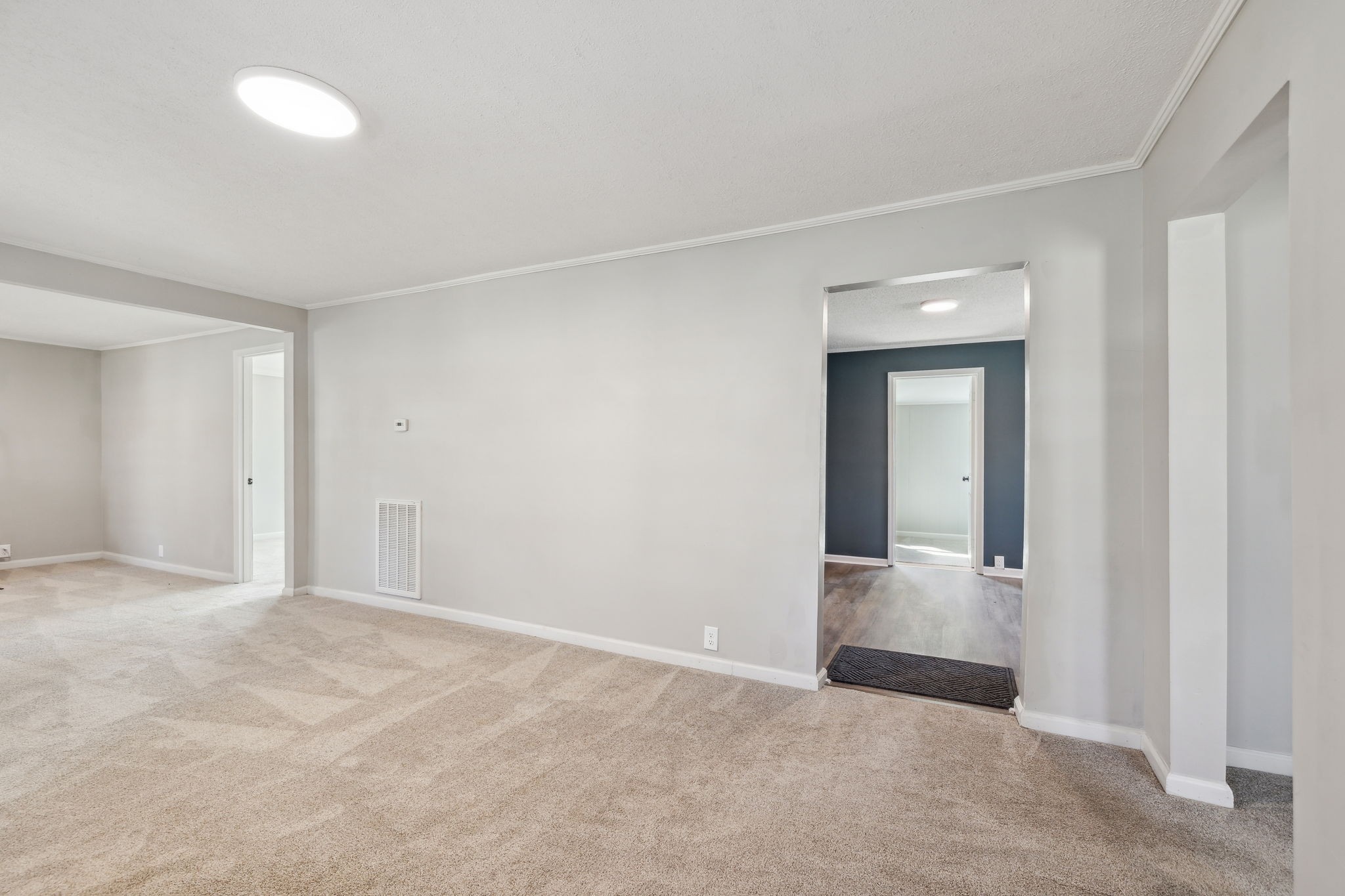 394 Smith Ave Property Photo 12
