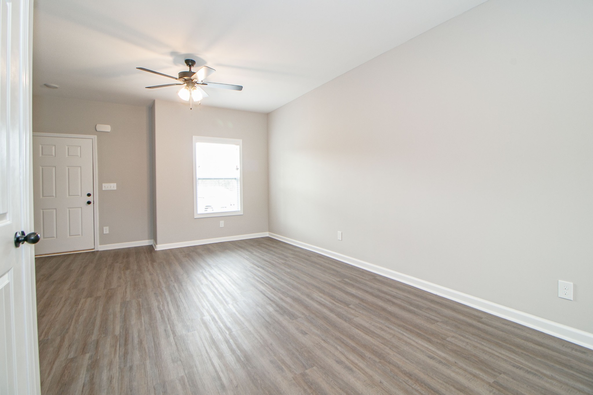 1115 Hillwood Drive #e1 Property Photo 5