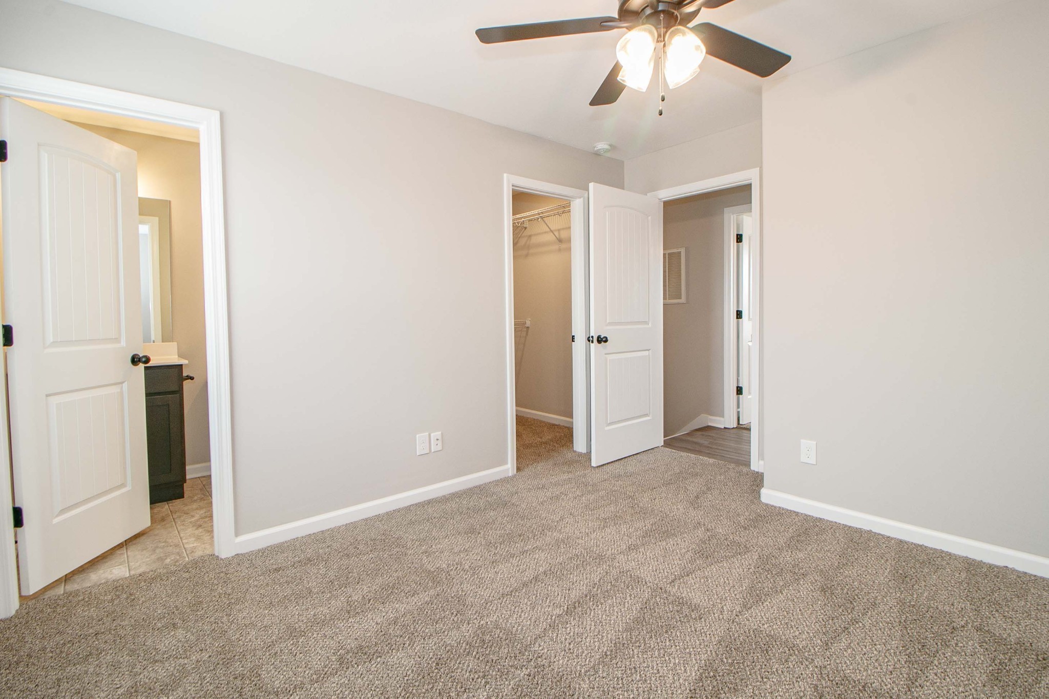 1115 Hillwood Drive #e1 Property Photo 18