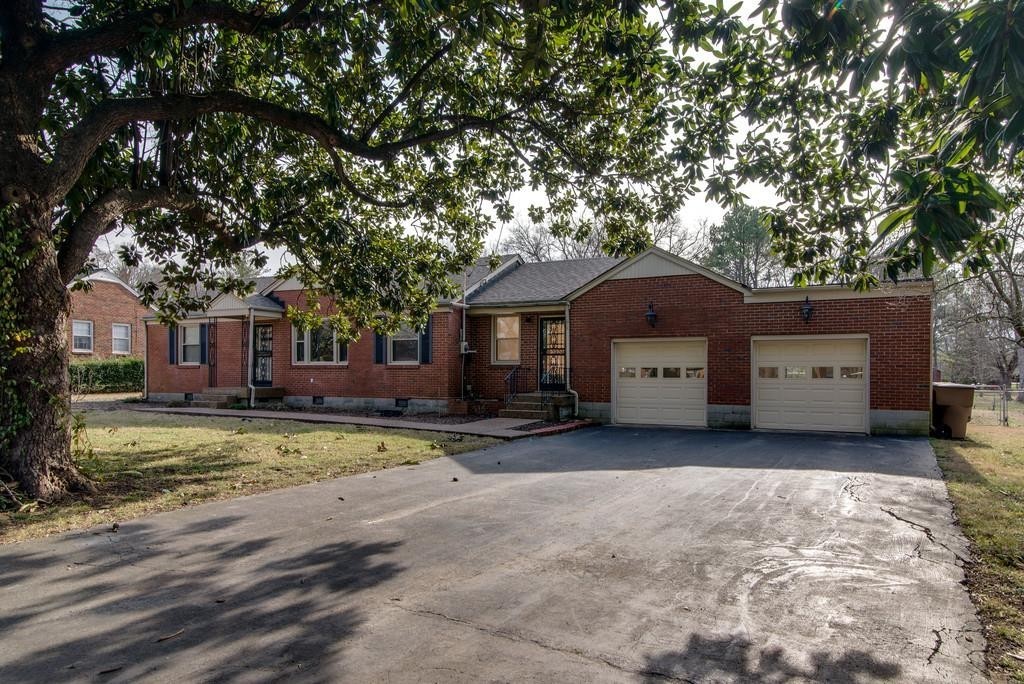 298 Browning Rd Property Photo