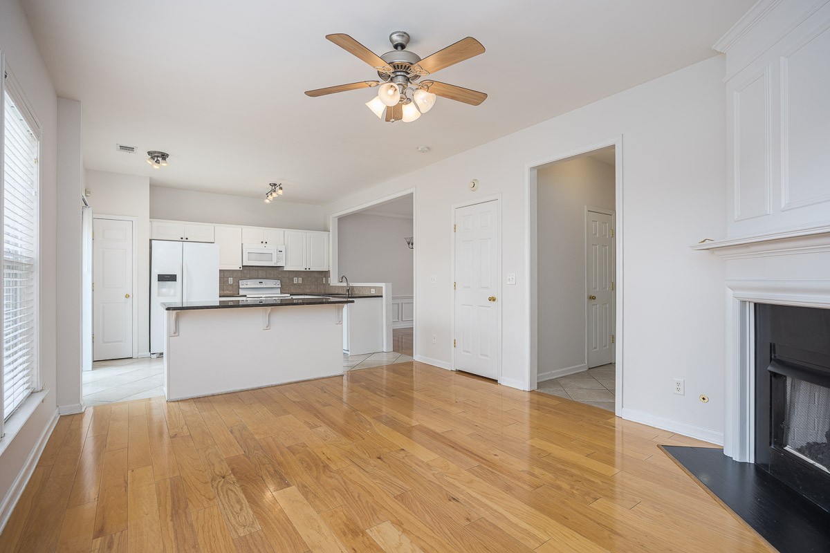 453 Old Towne Dr Property Photo 11