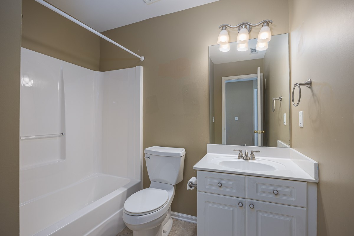 453 Old Towne Dr Property Photo 21