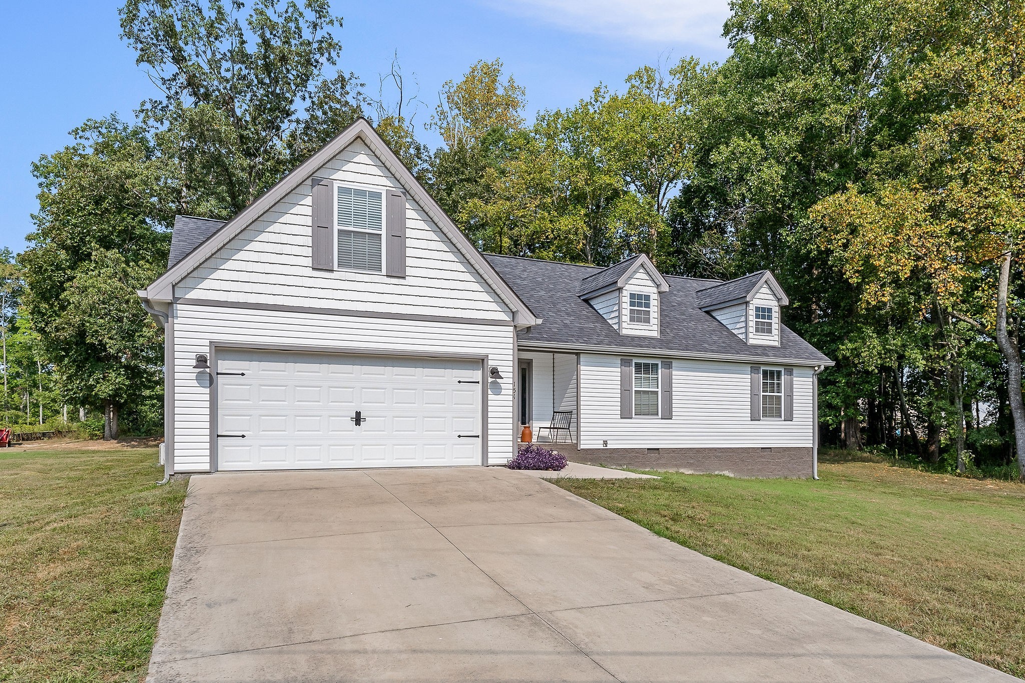 154 Rachelle Pl Property Photo