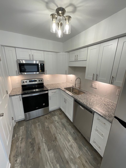 760 Mcpherson Dr Property Photo 3