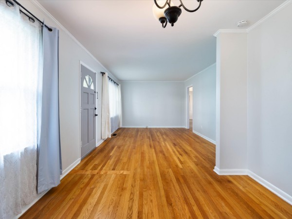 1905 Highland Ave Property Photo 7