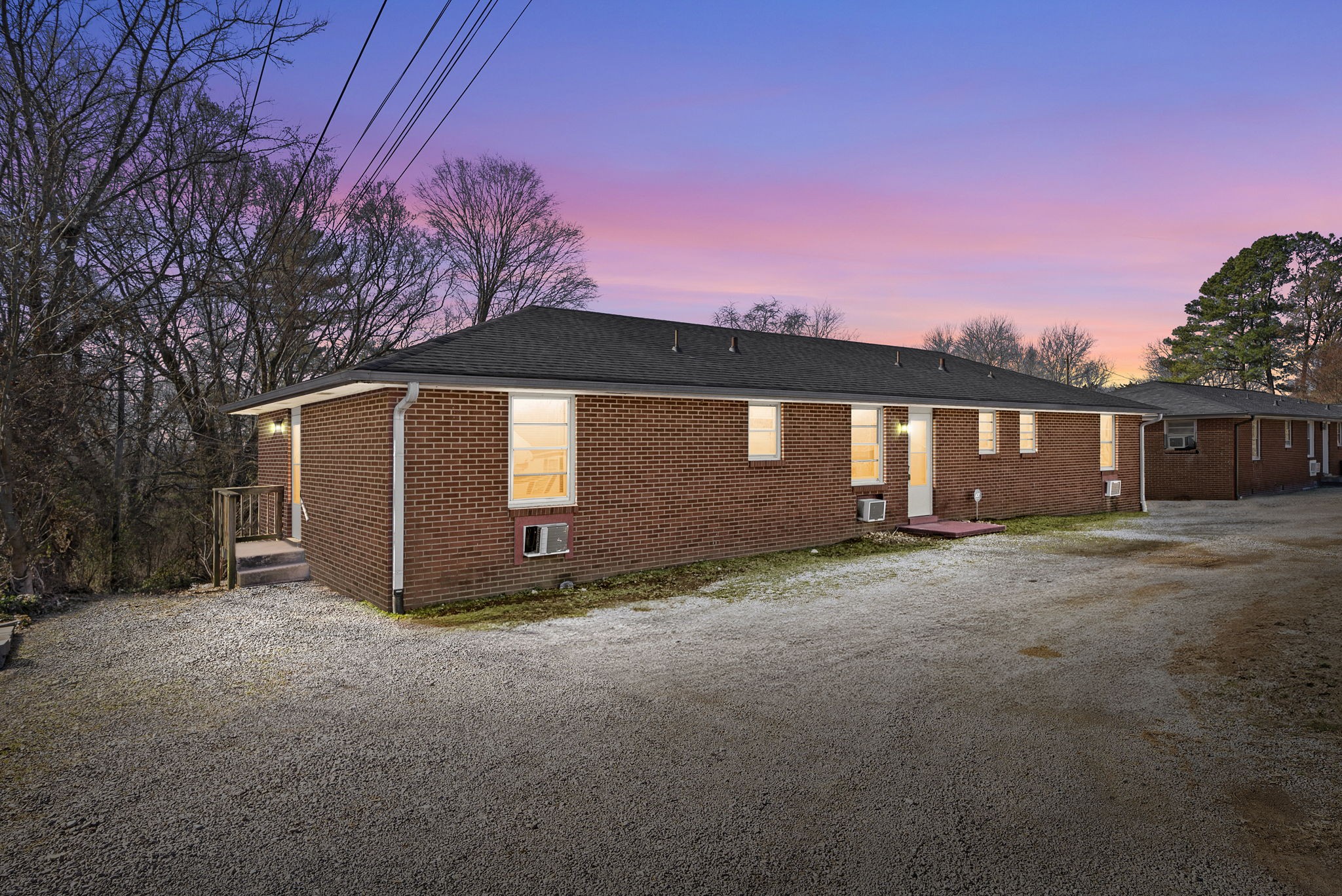 466 Circle Dr Property Photo 1